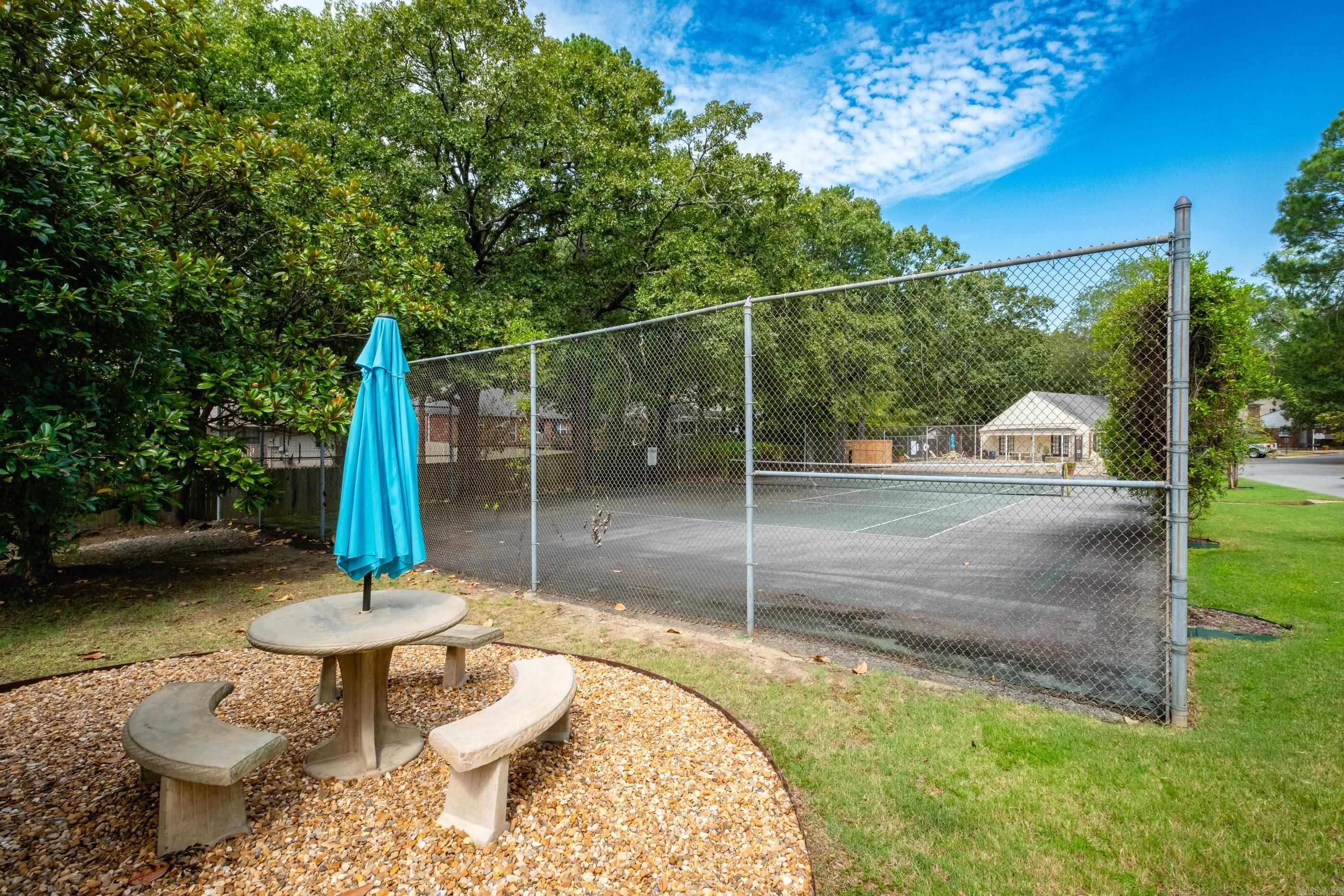 13 Kingsbridge Way Property Photo 40