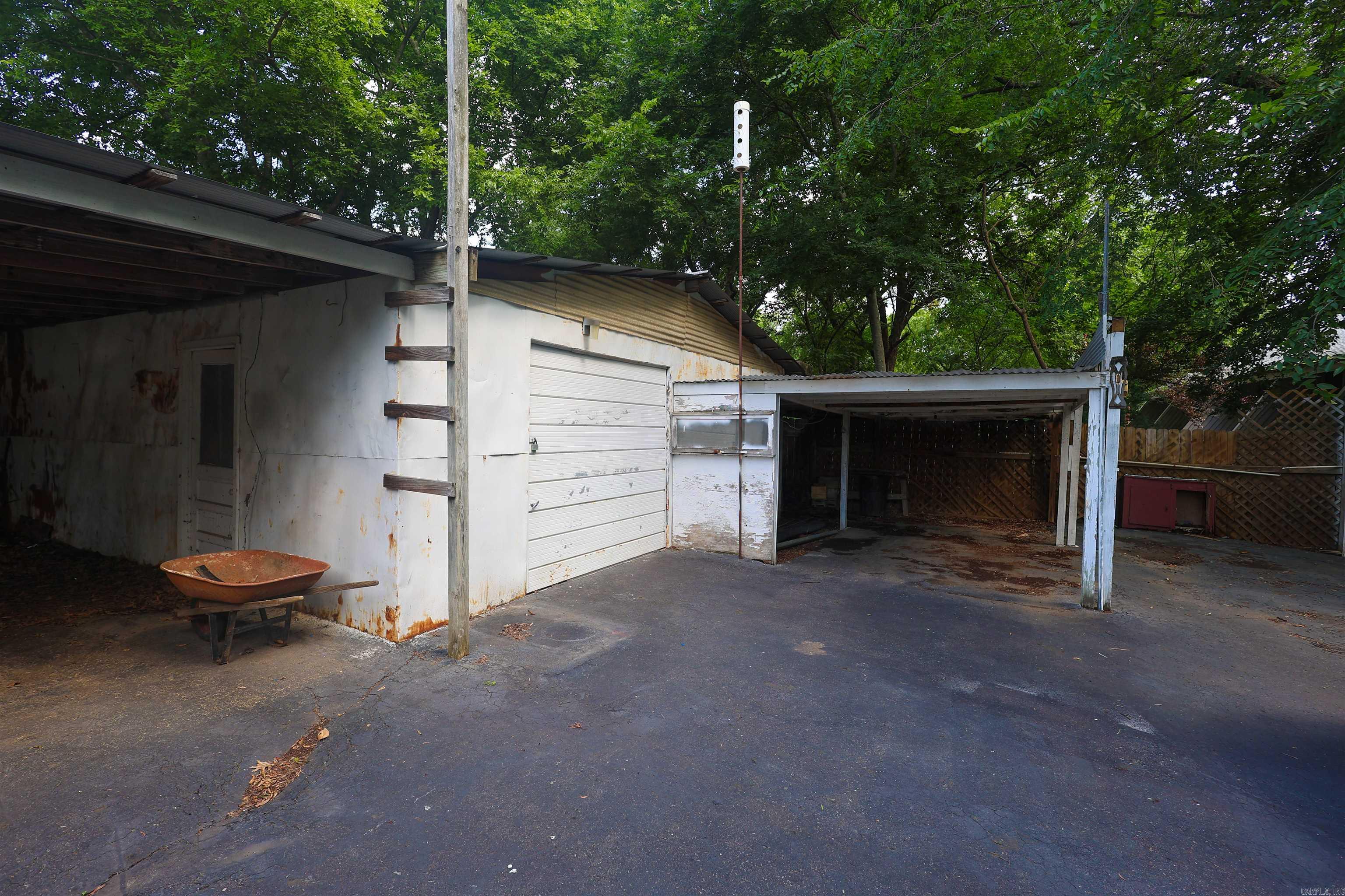 110 Jerome Street Property Photo 32