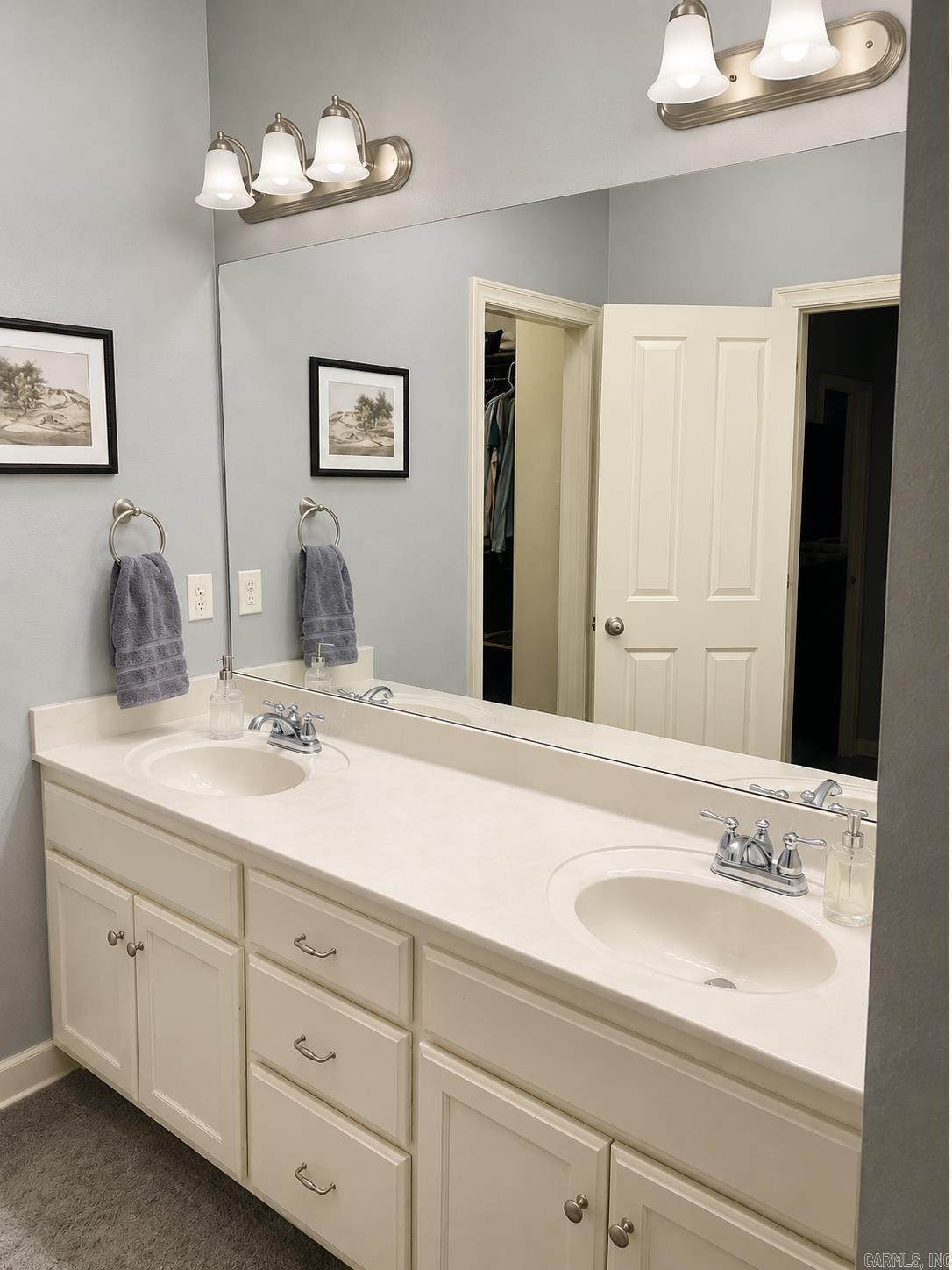 4 Wallace Way Property Photo 22