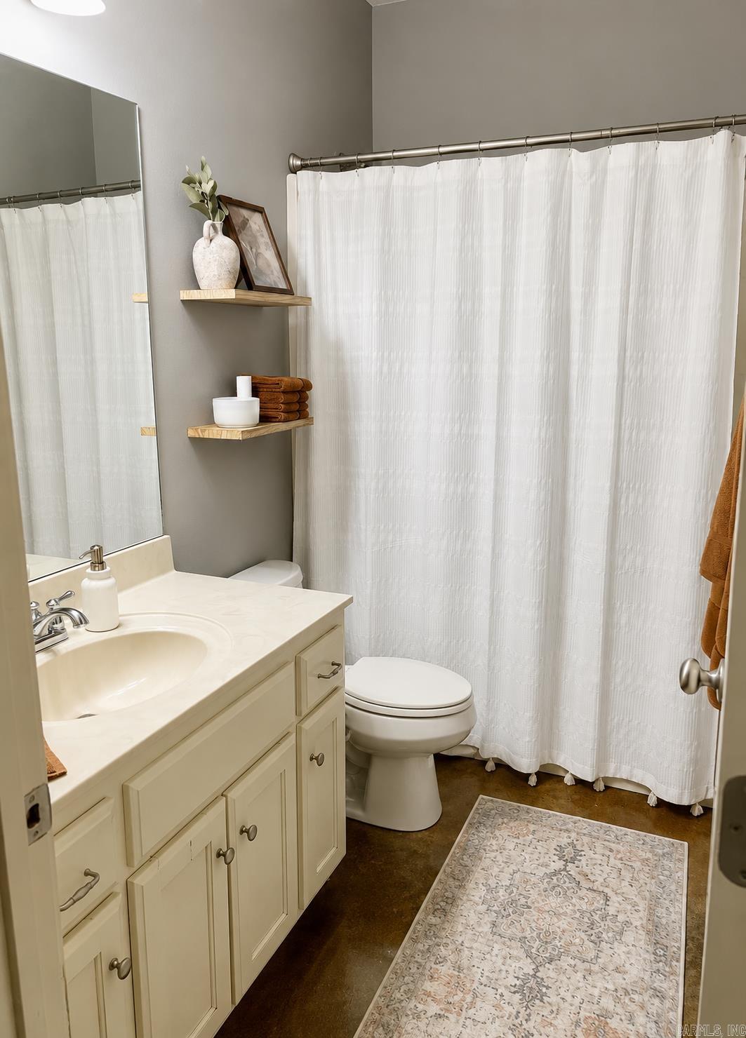 4 Wallace Way Property Photo 32