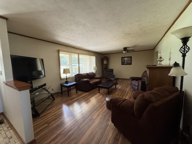 408 Airpark Road Property Photo 6