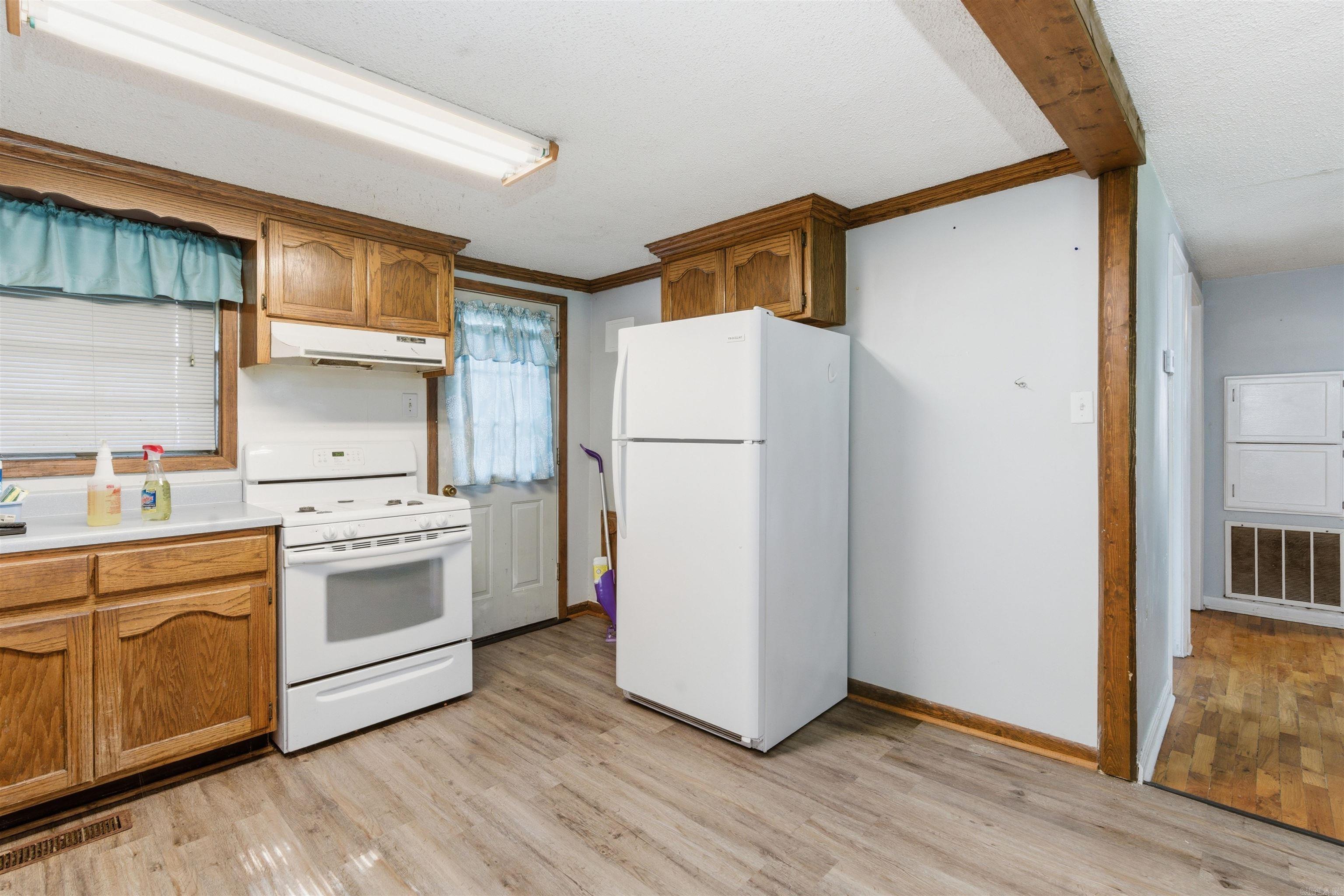 4505 Prospect Road Property Photo 4