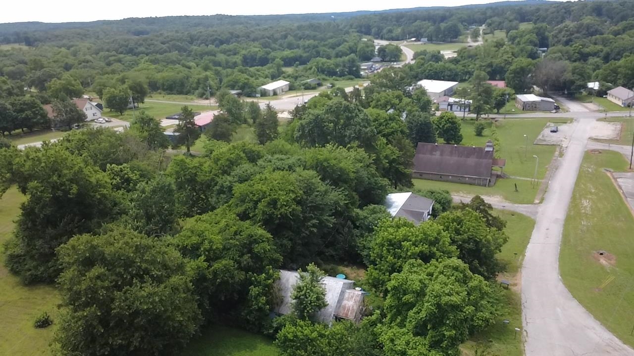 187 Old Highway 11 Property Photo 5