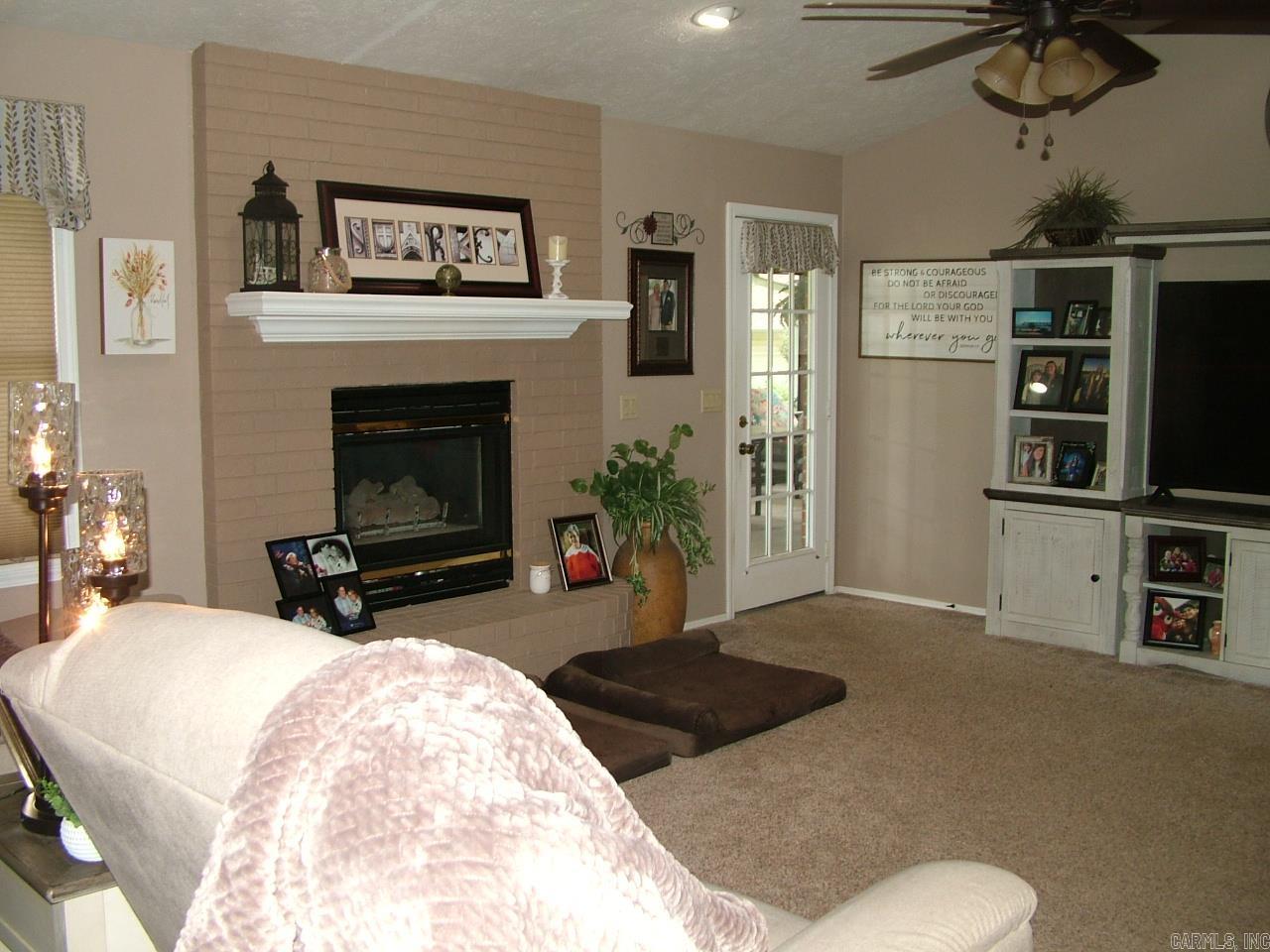 1309 Laurel Road Property Photo 2