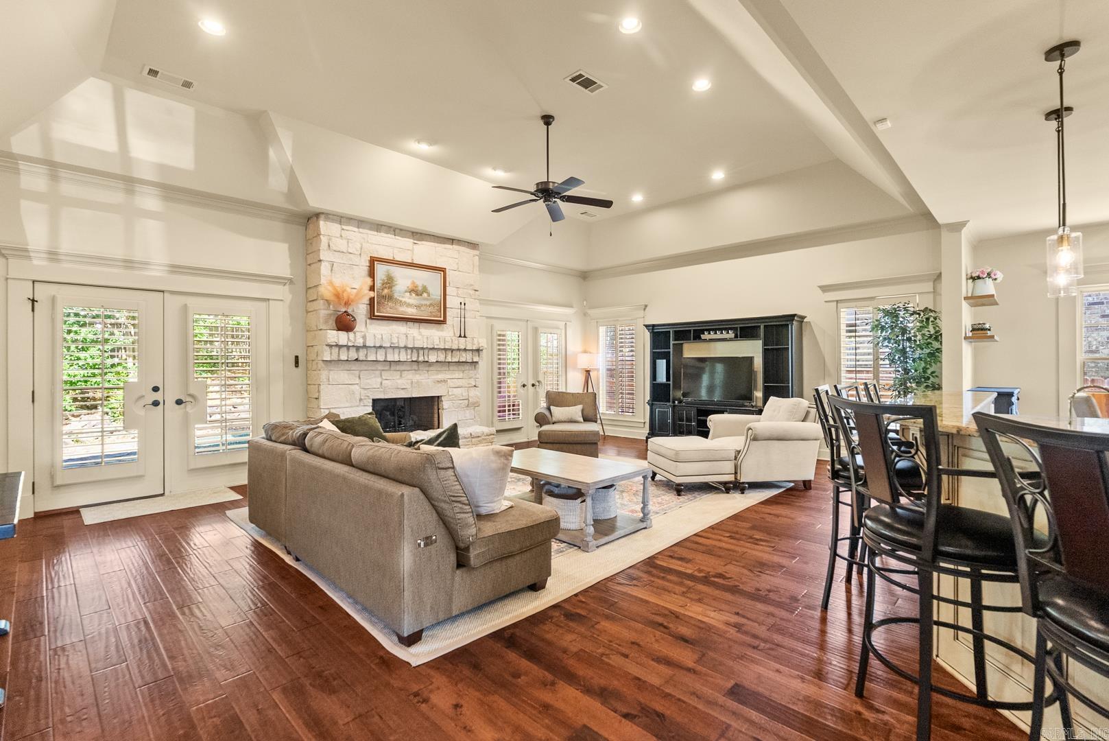 24 Longwell Loop Property Photo 8
