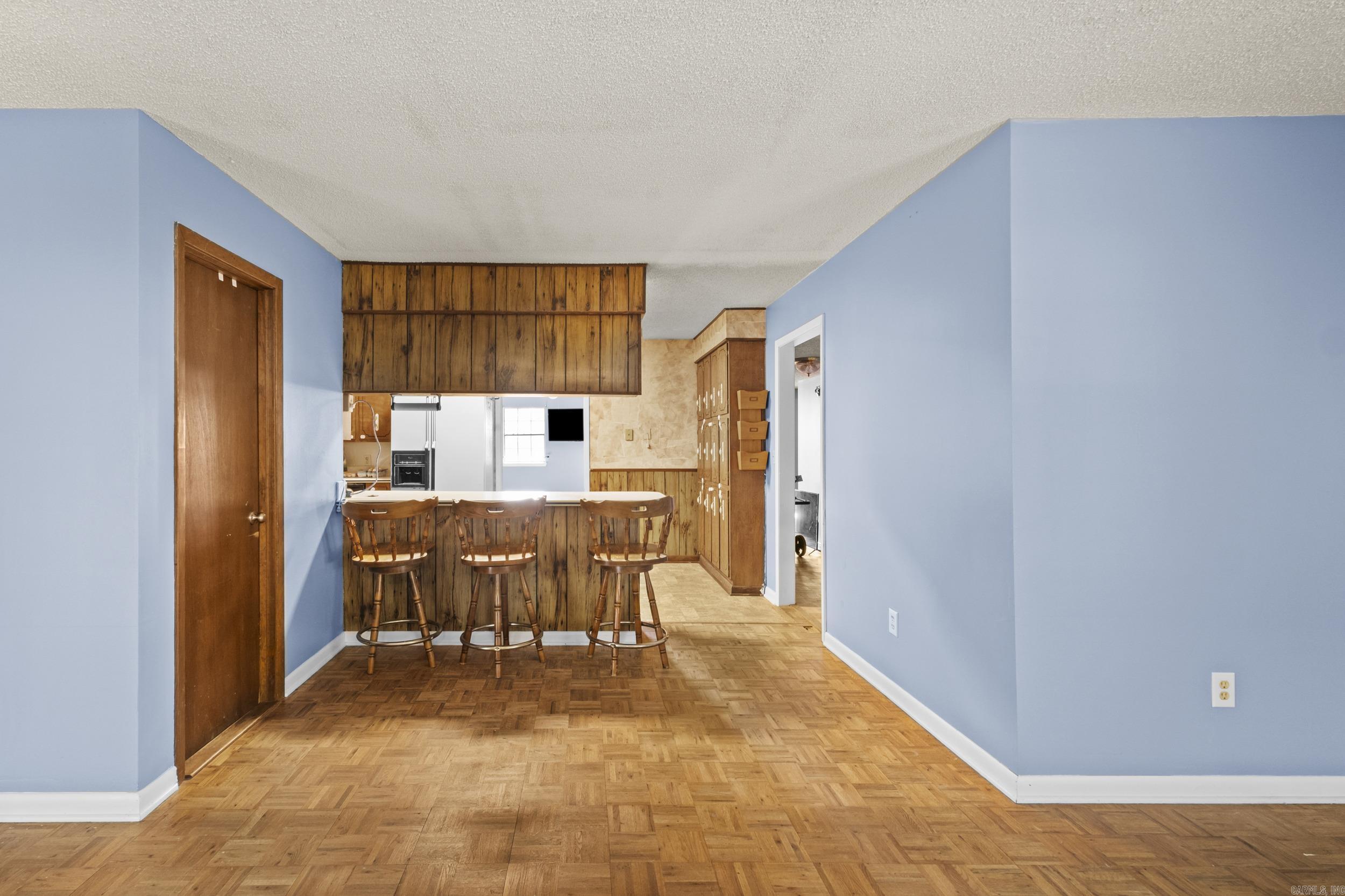 5006 Madison Avenue Property Photo 6