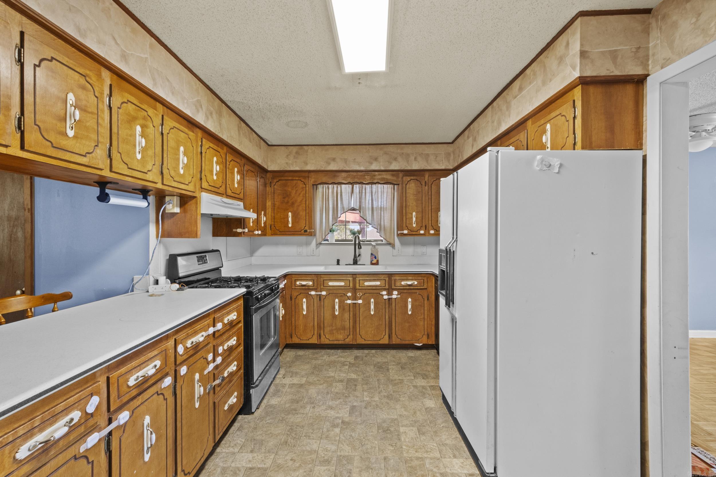 5006 Madison Avenue Property Photo 8