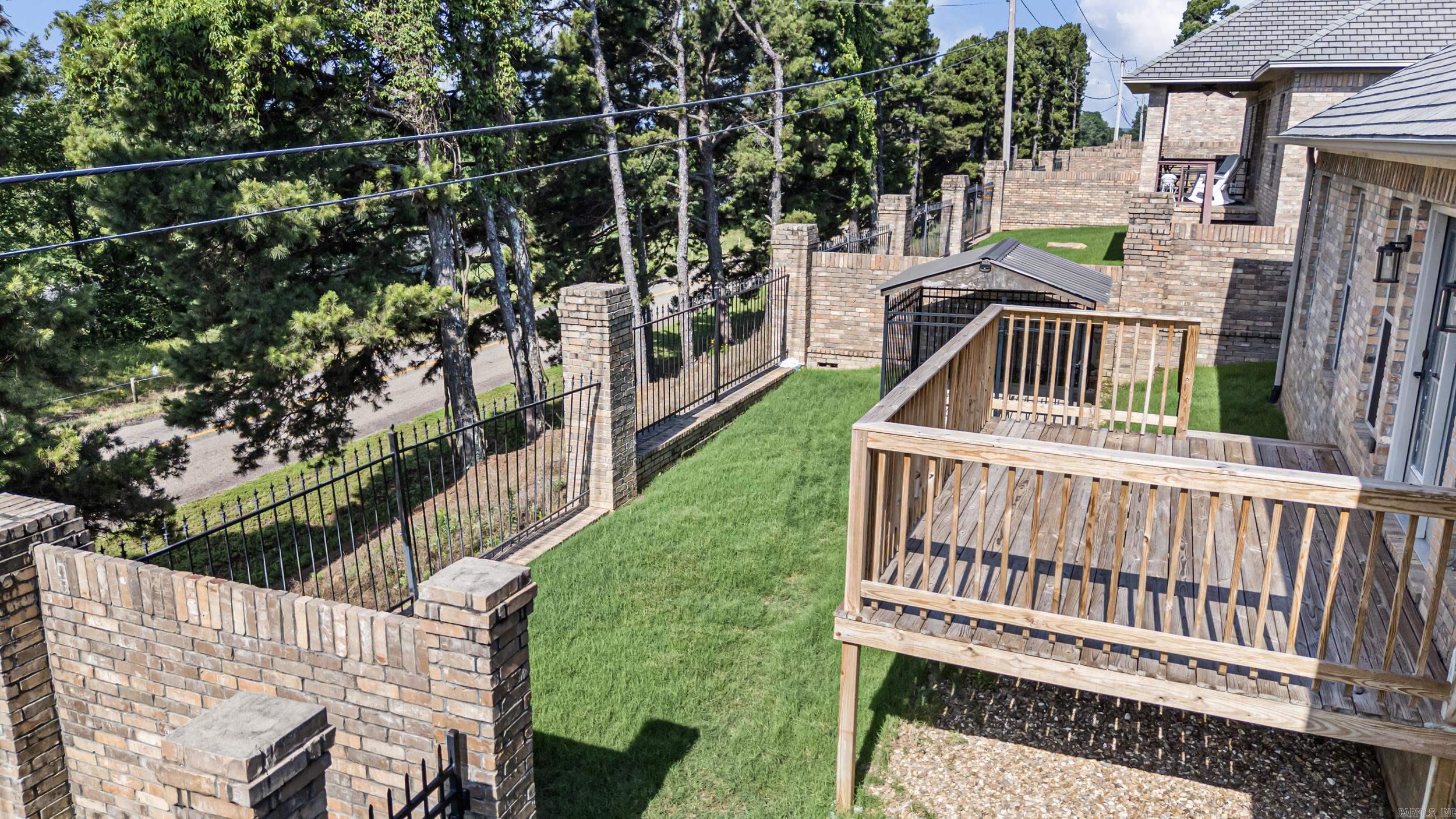 31 Village Court Property Photo 36