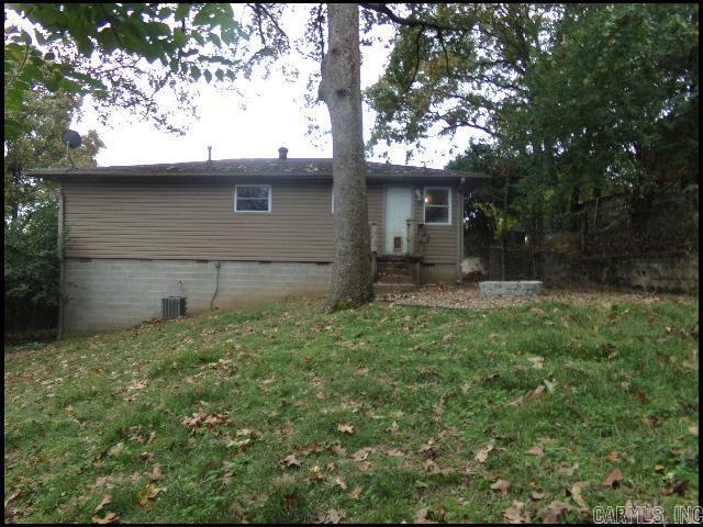 715 West M Avenue A Property Photo 2