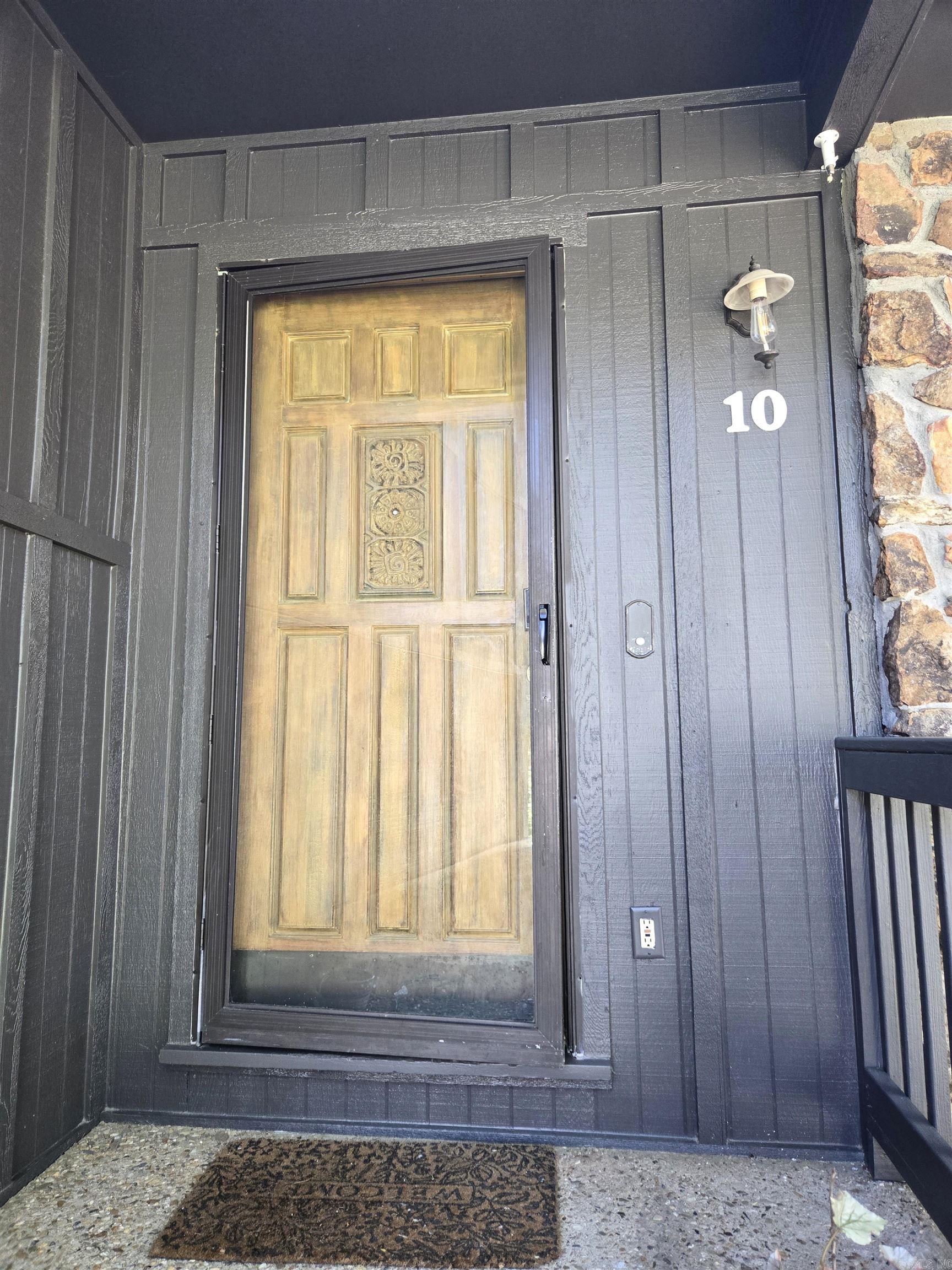 10 Flourite Cove Property Photo 3