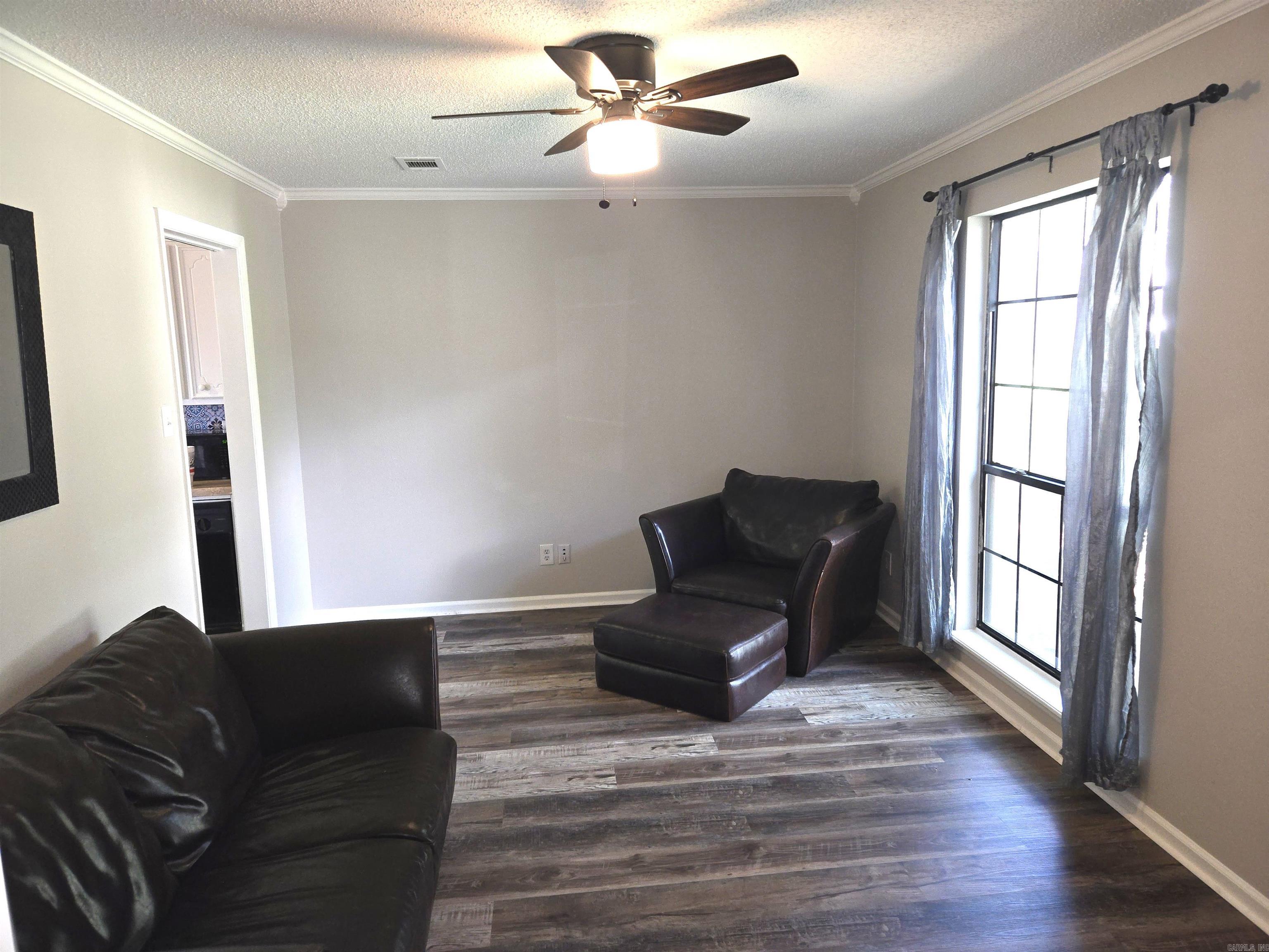 10 Flourite Cove Property Photo 12