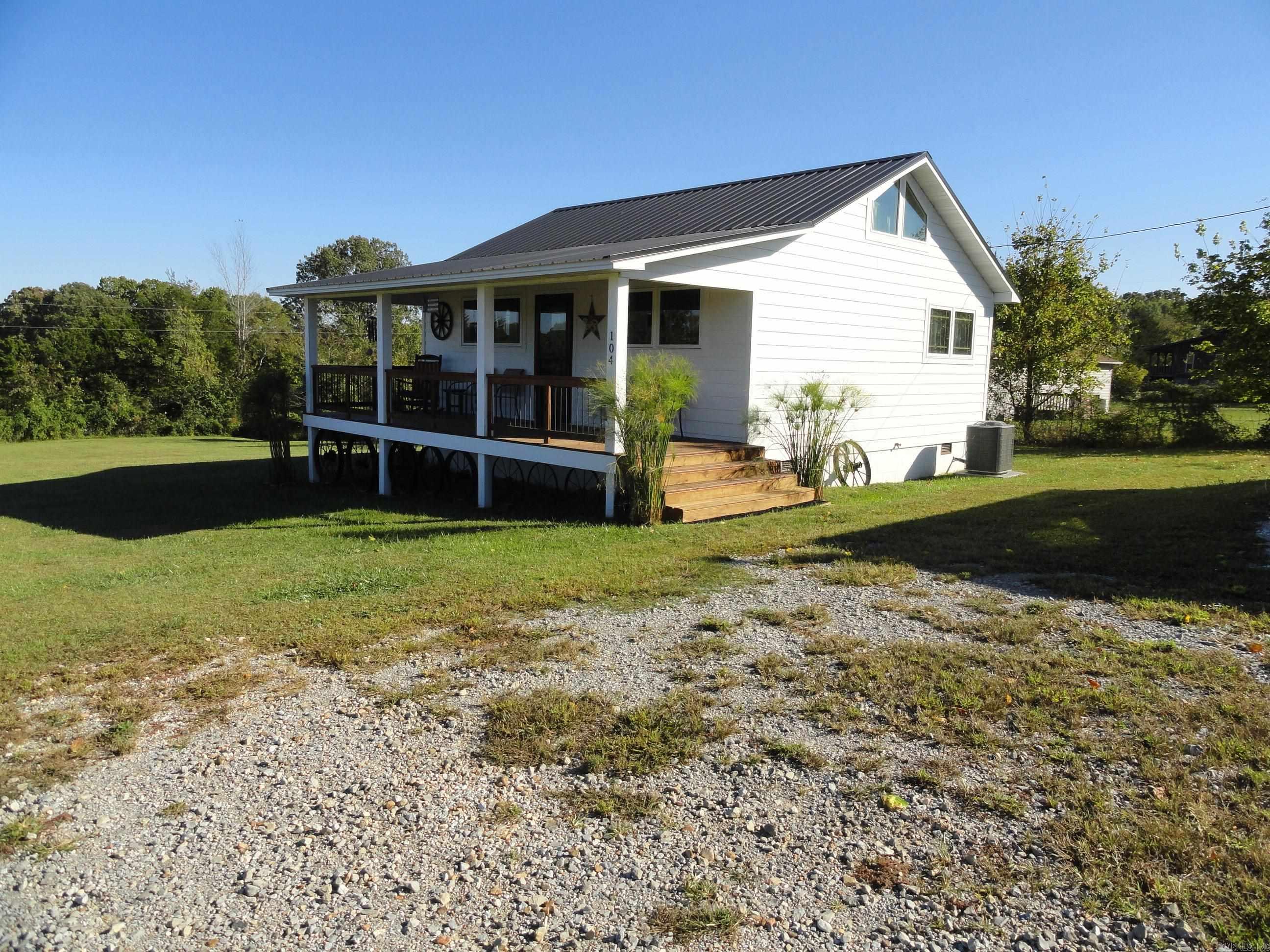 104 Kenzo Lane Property Photo 1