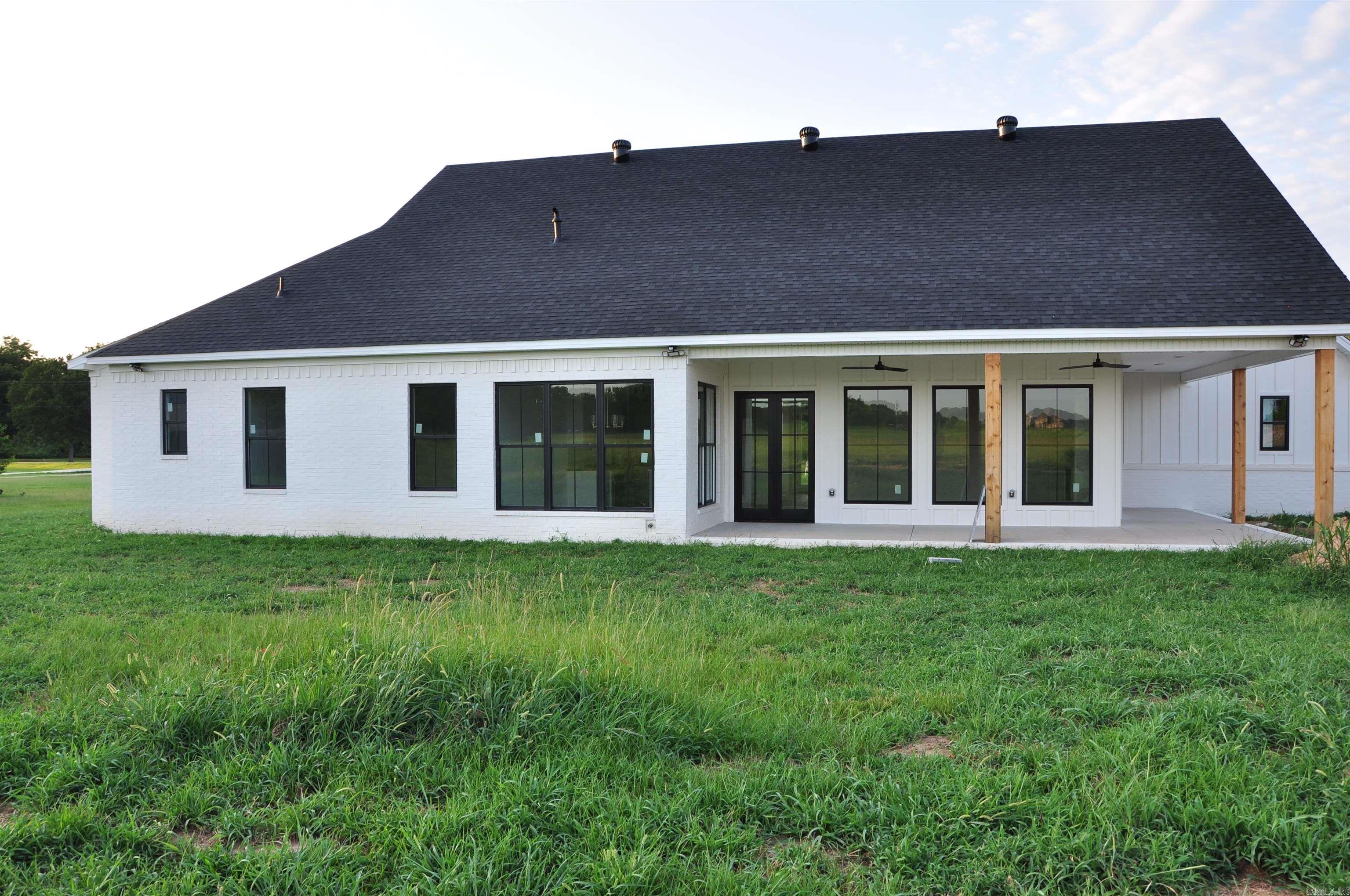 7918 Blue Heron Parkway Street Property Photo 2