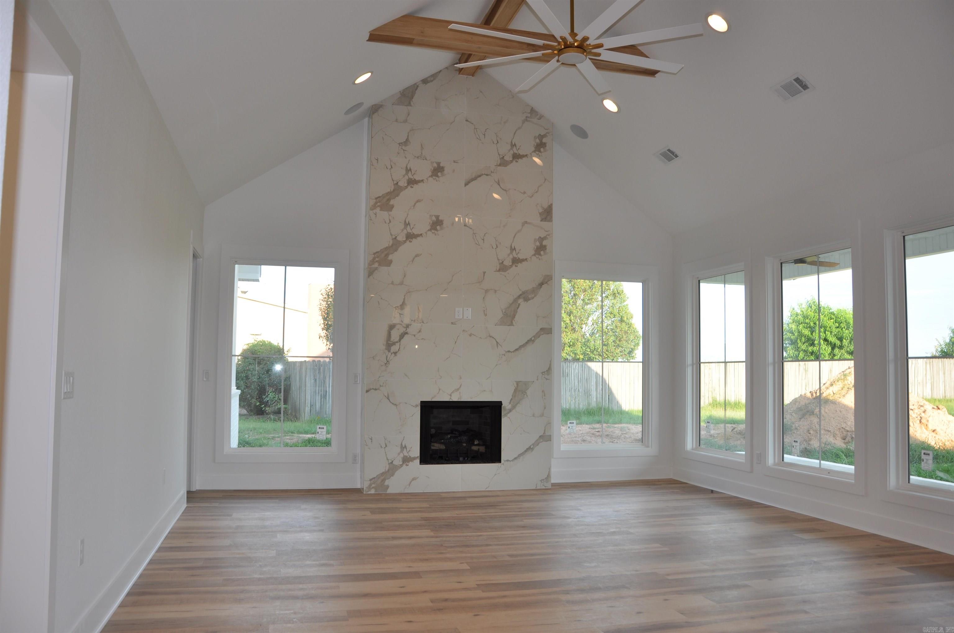 7918 Blue Heron Parkway Street Property Photo 9