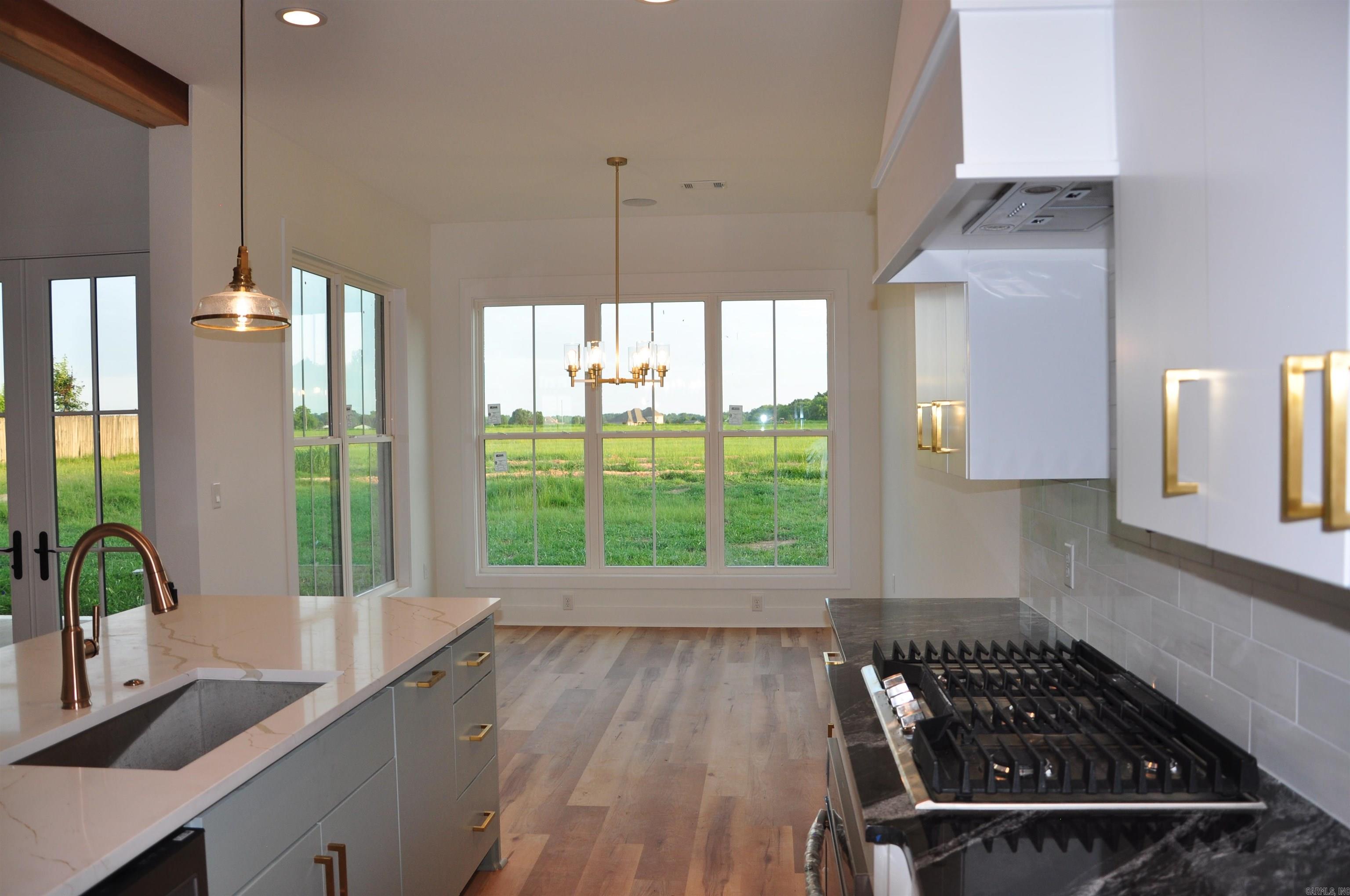 7918 Blue Heron Parkway Street Property Photo 11