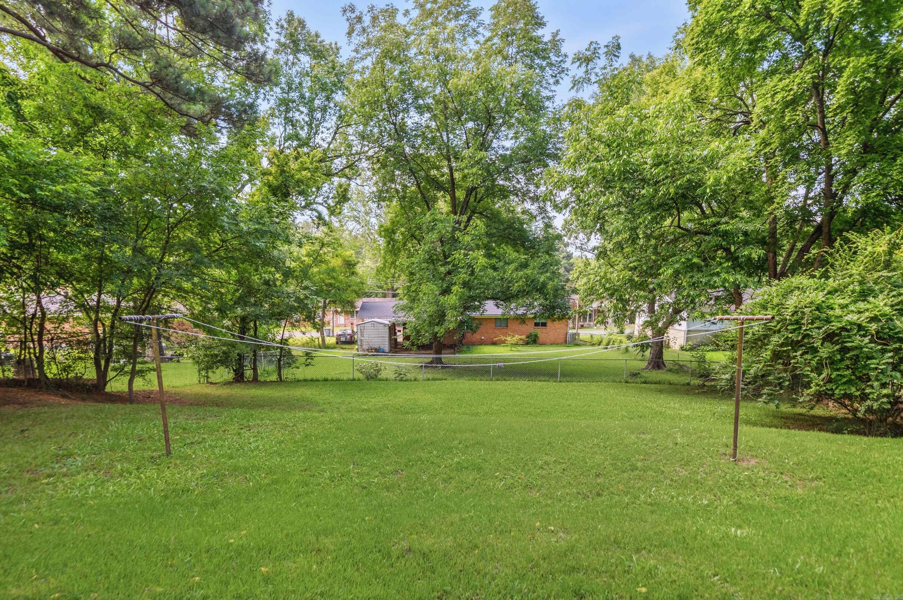 303 Jerome Street Property Photo 40