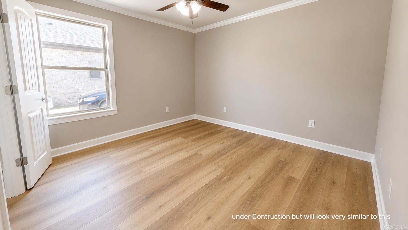 606 Corondelet Lane Property Photo 13