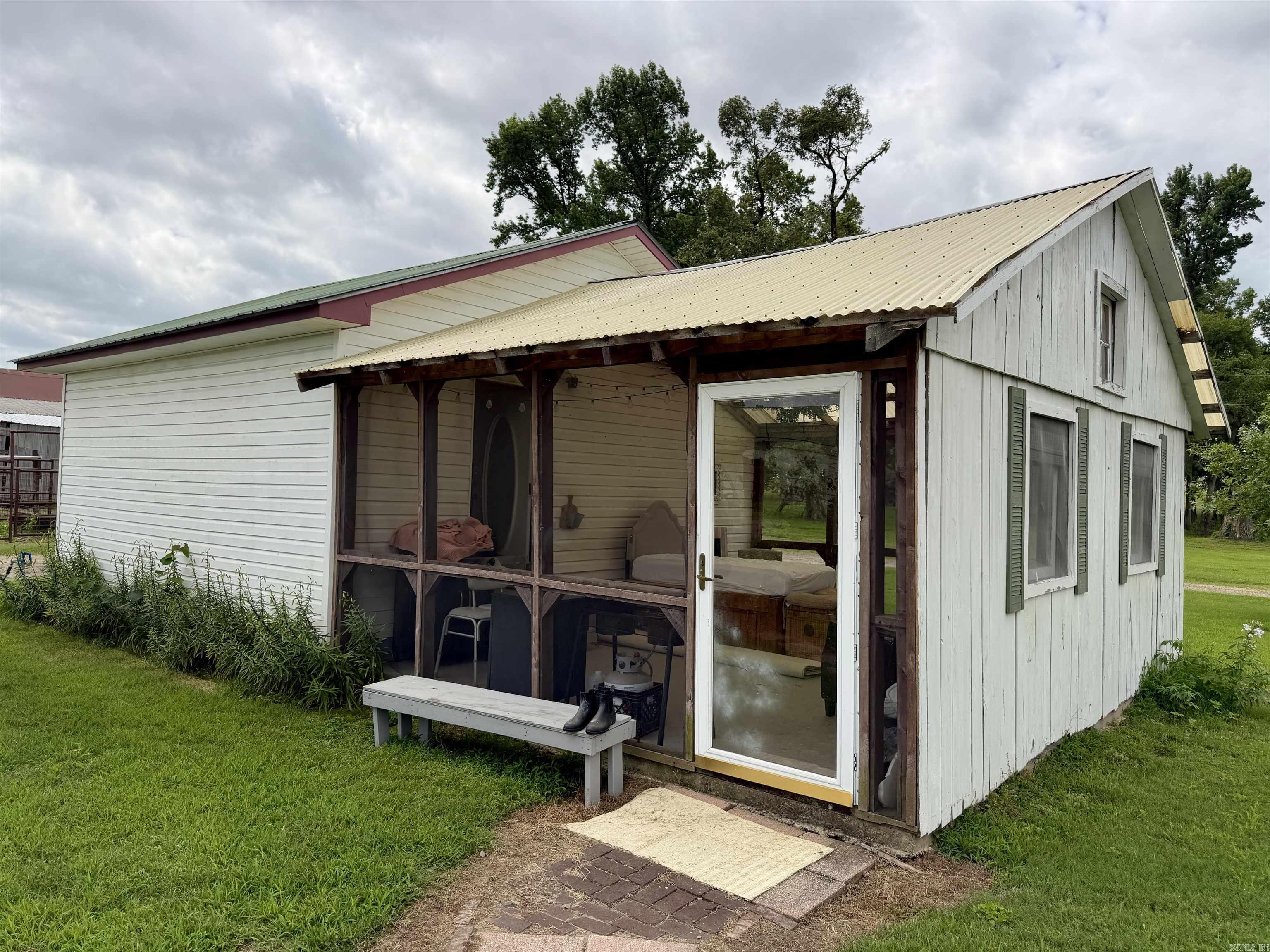 551 County Road 2099 Property Photo 18