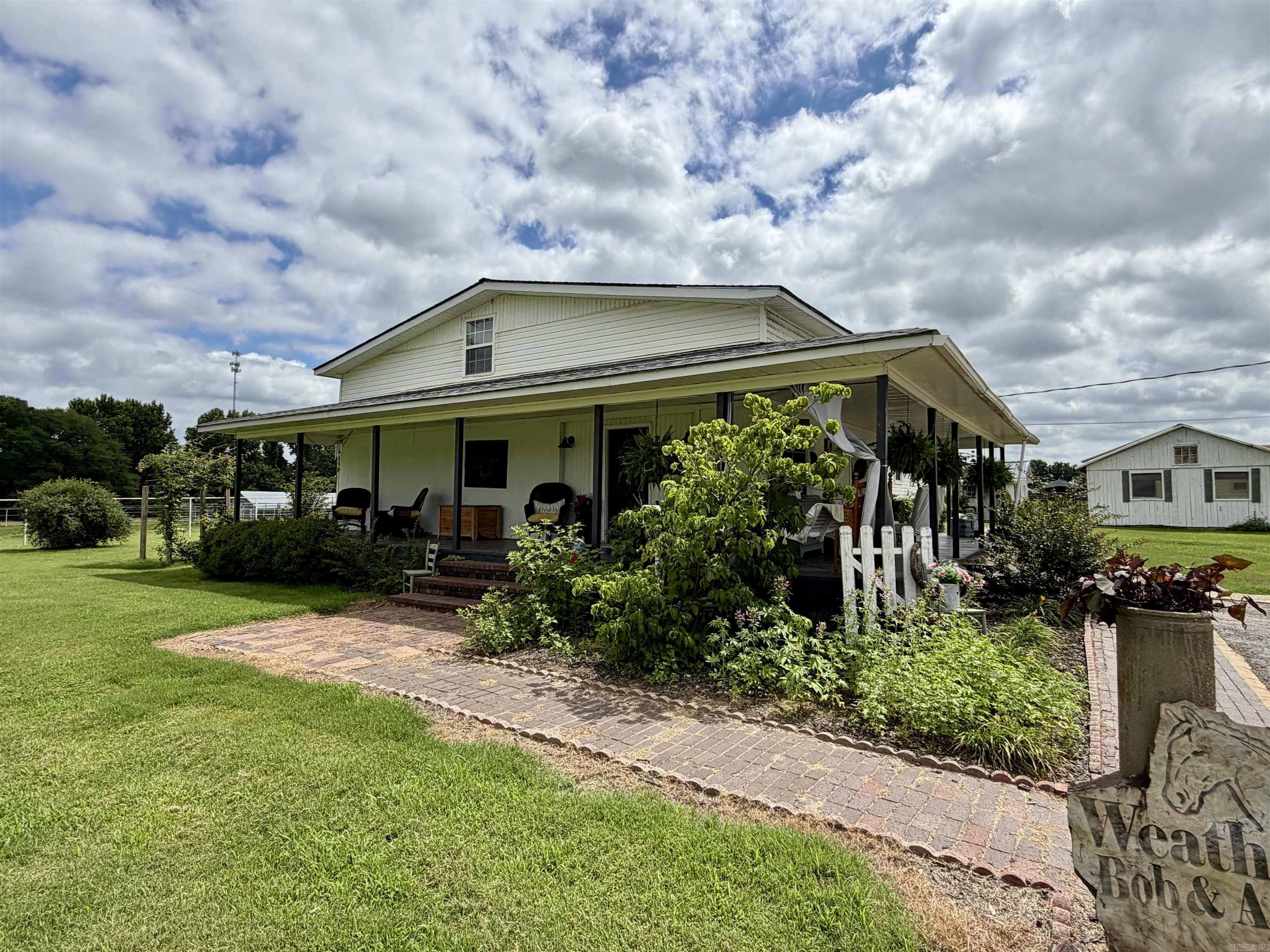 551 County Road 2099 Property Photo 19