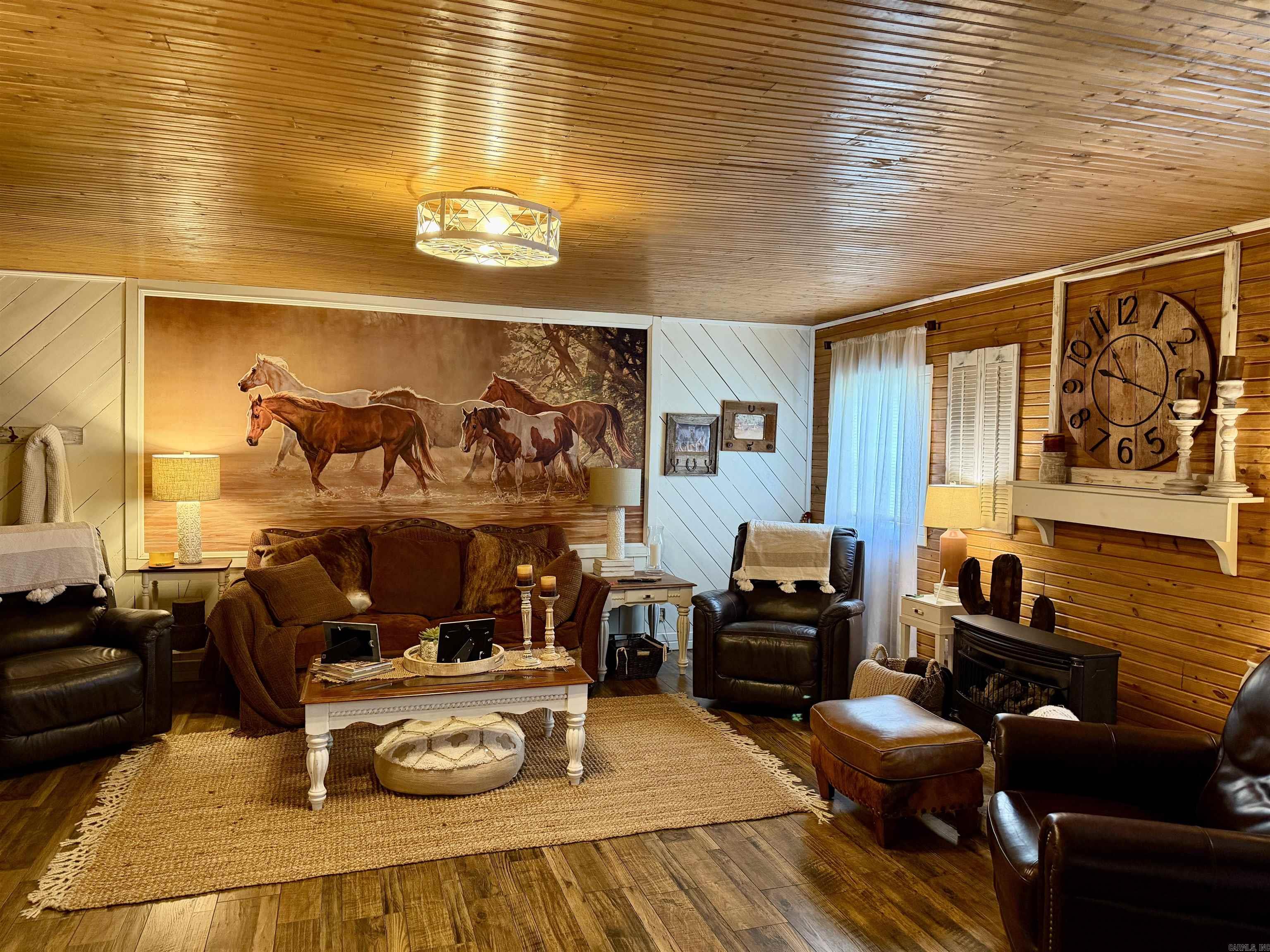 551 County Road 2099 Property Photo 24