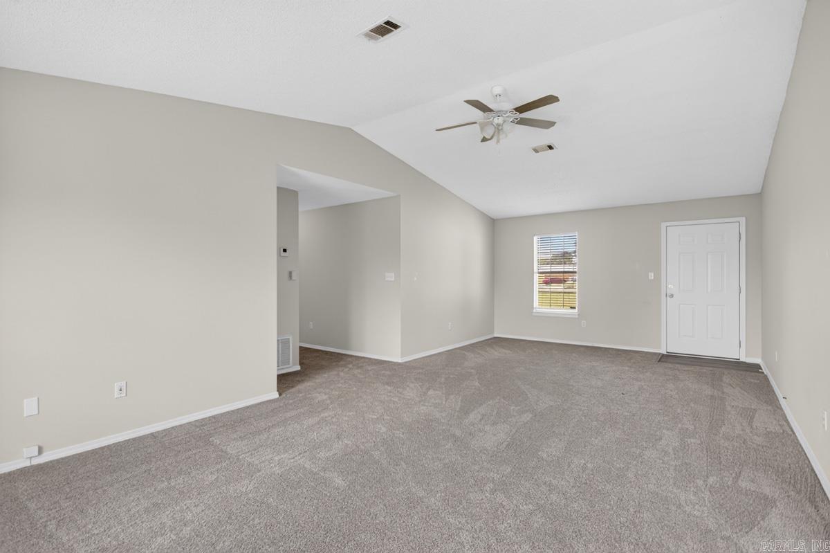 13825 Ridge Crest Drive Property Photo 5