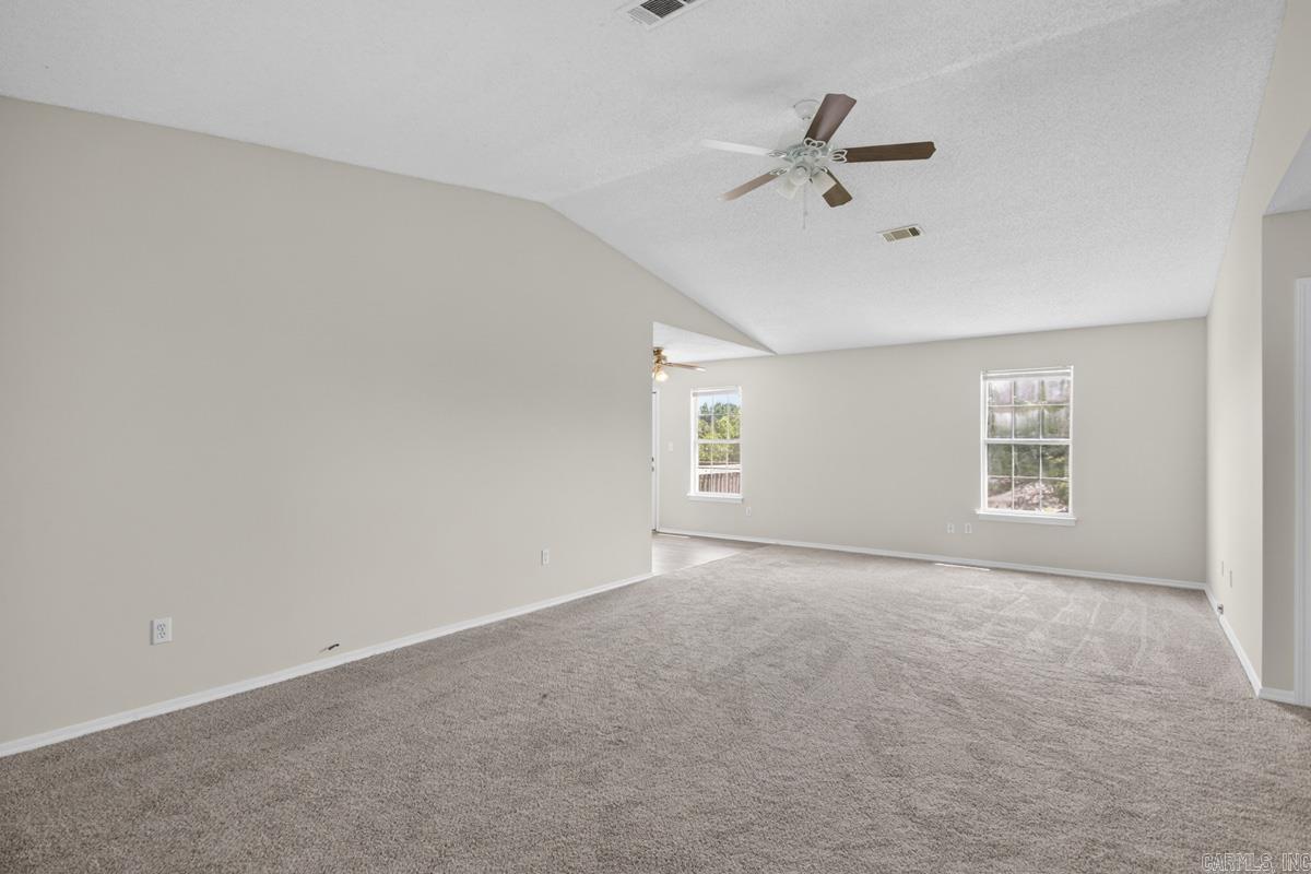 13825 Ridge Crest Drive Property Photo 6