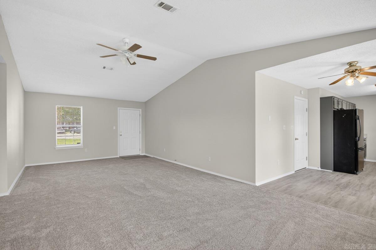 13825 Ridge Crest Drive Property Photo 7