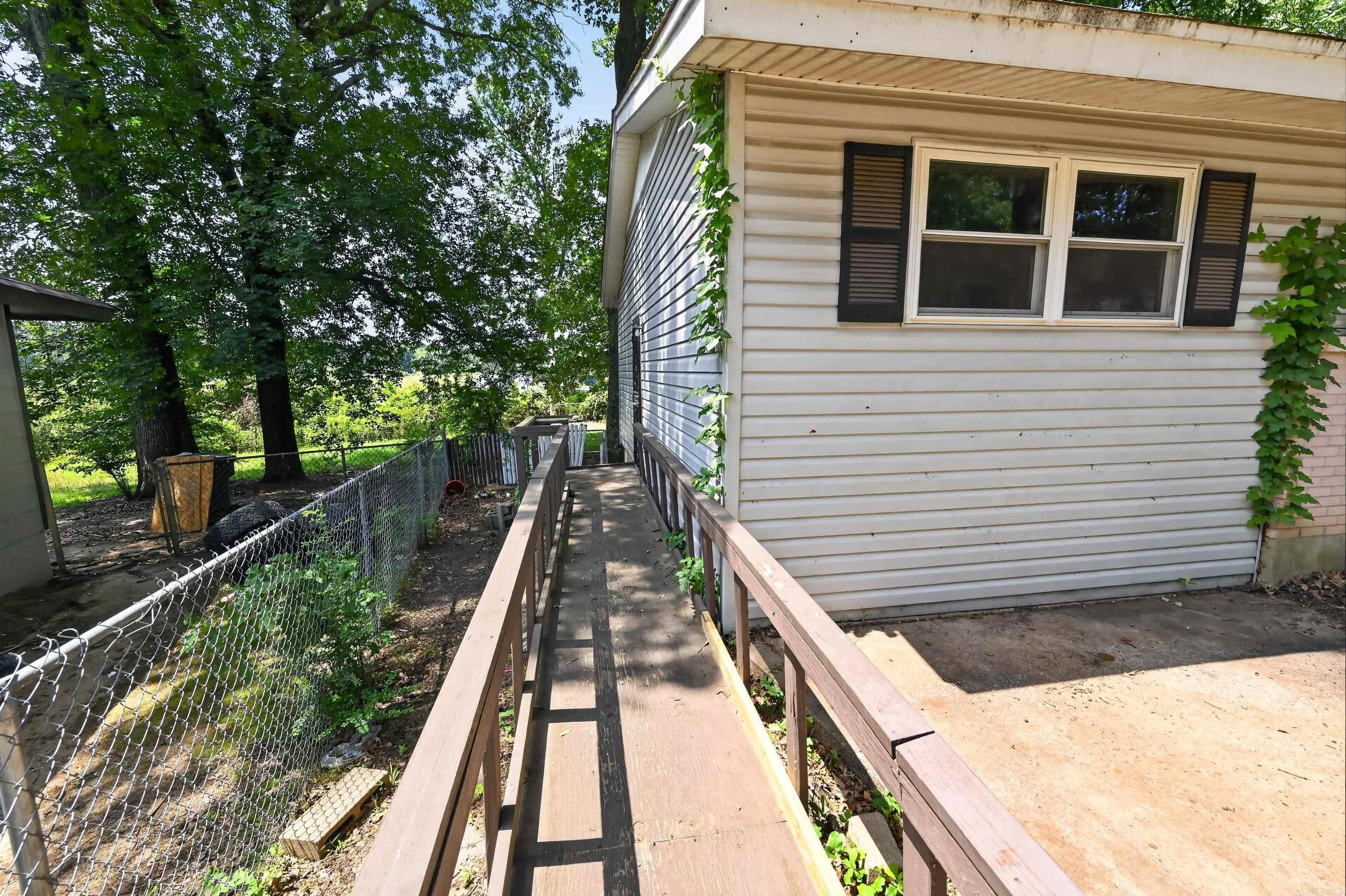 37 Clifton Drive Property Photo 3