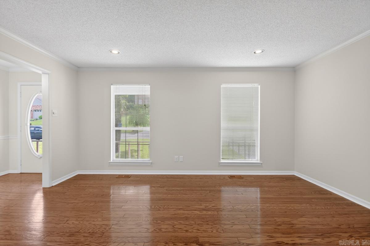 105 North Fork Drive Property Photo 6