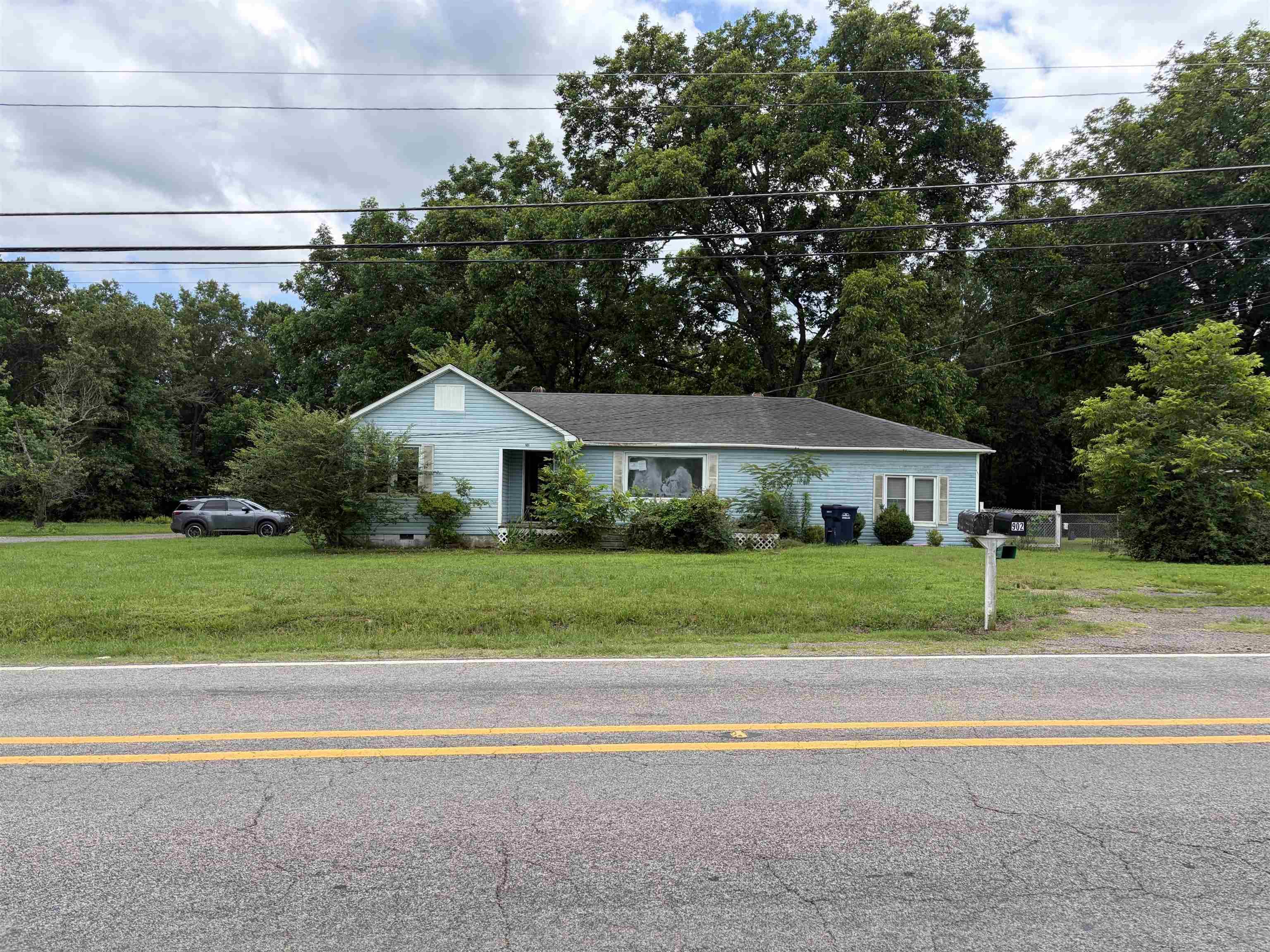 901 Sw 3rd Property Photo 1