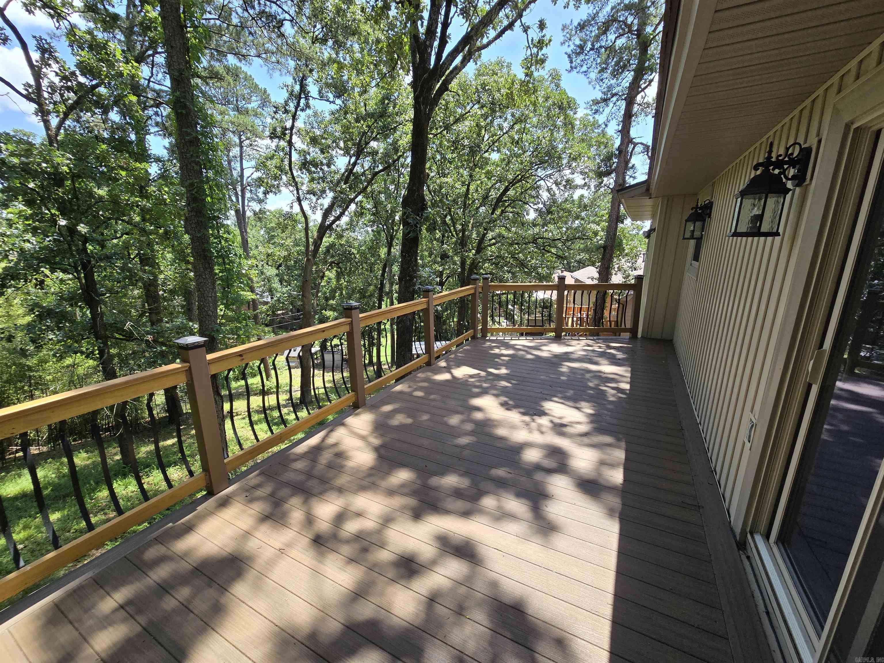 3403 Millbrook Road Property Photo 6