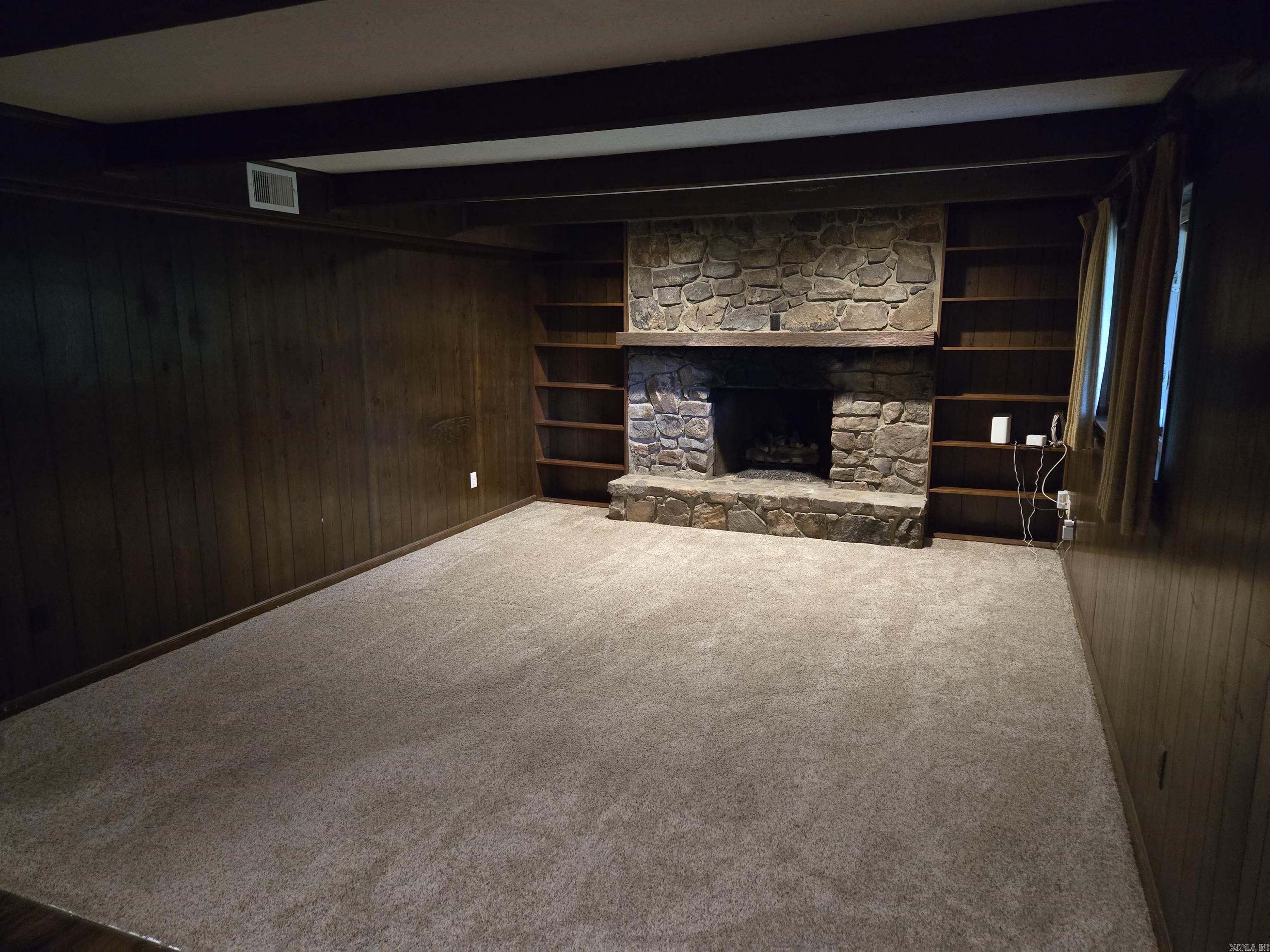 3403 Millbrook Road Property Photo 8