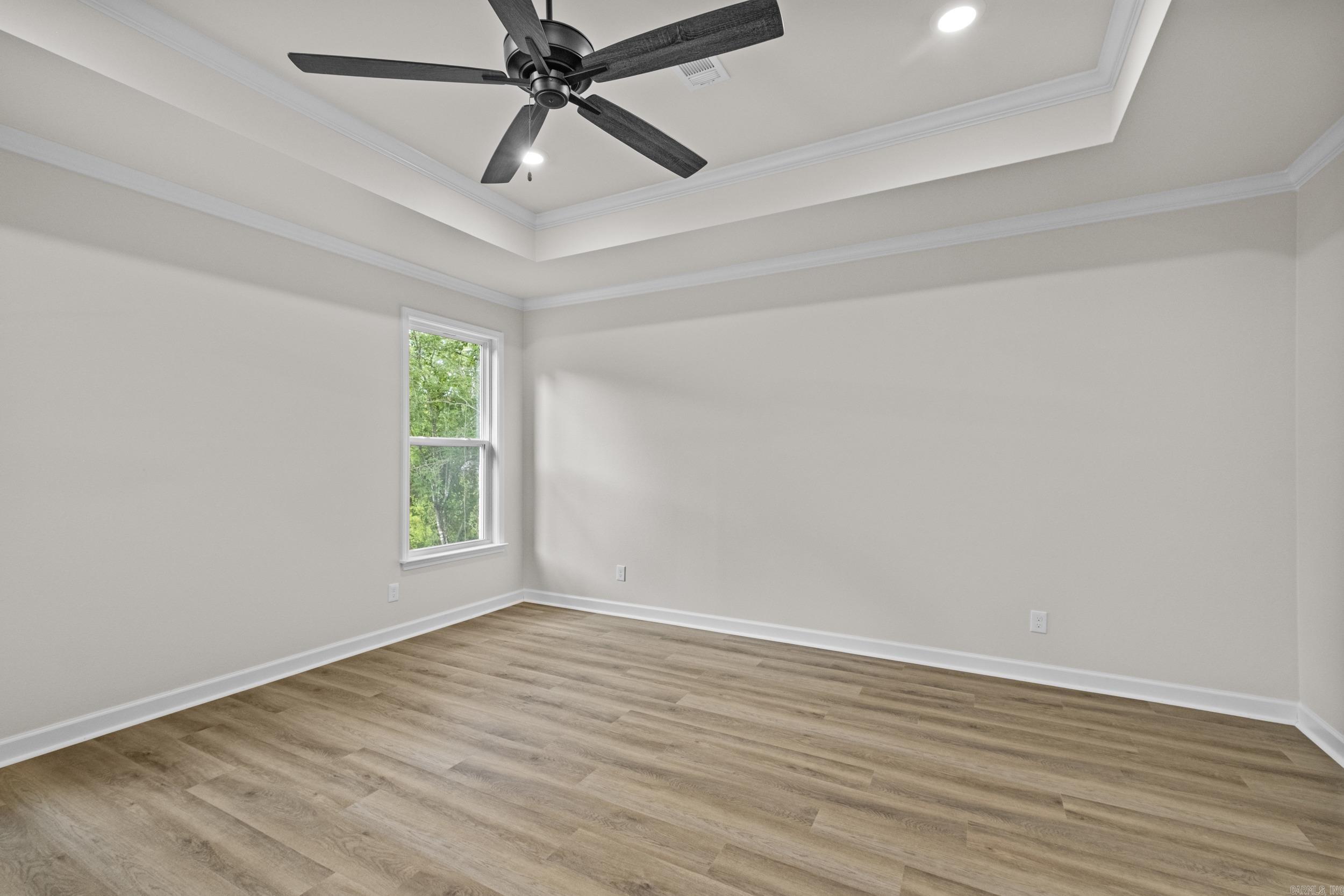 517 Forest Oak Cove Property Photo 18
