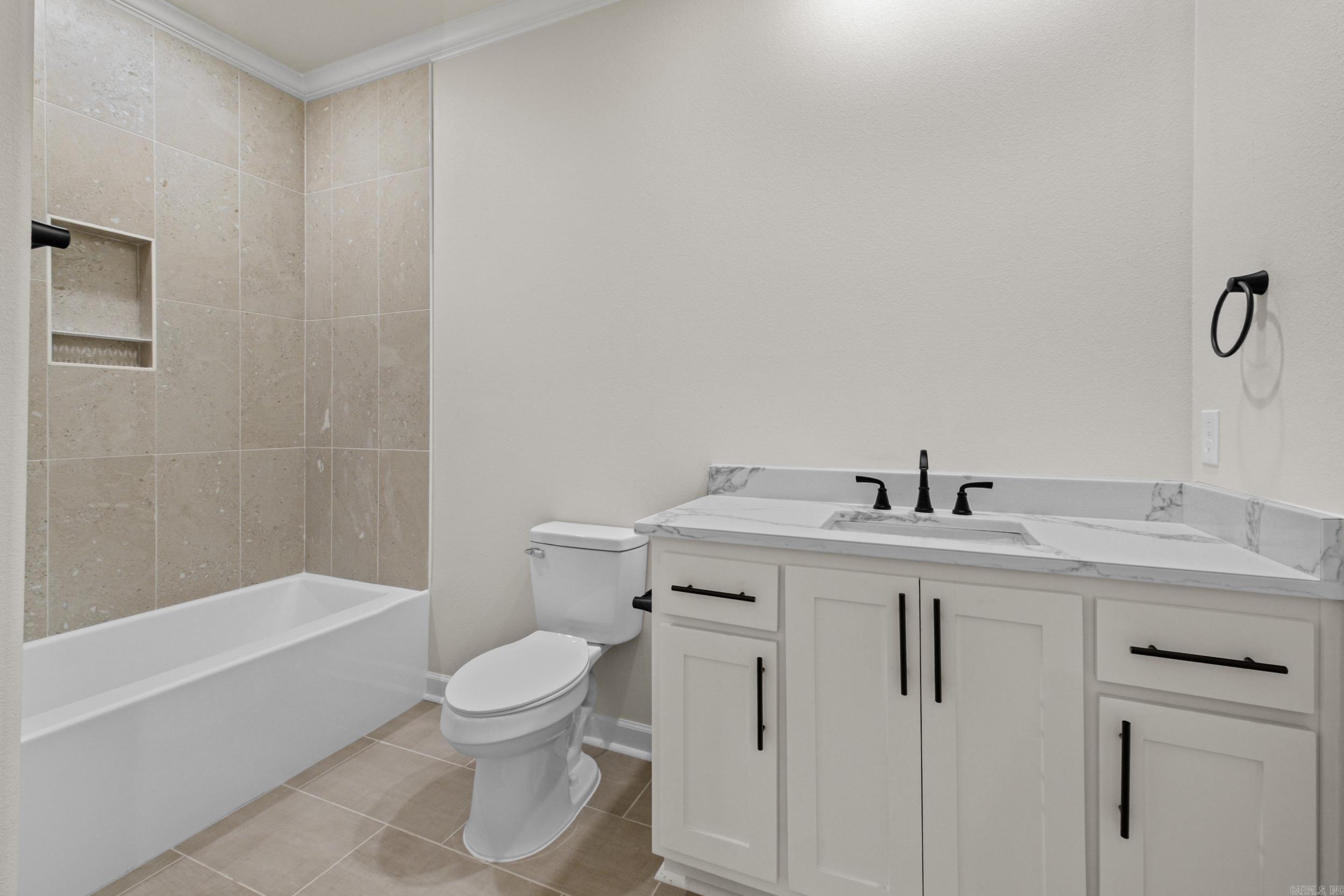 517 Forest Oak Cove Property Photo 25