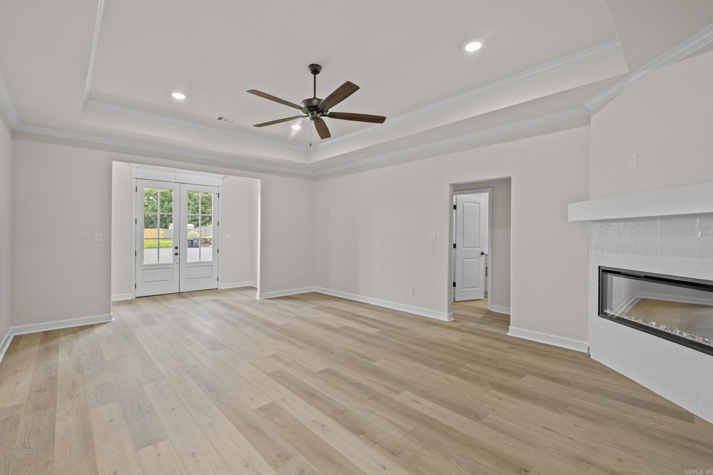 520 Forest Oak Cove Property Photo 9