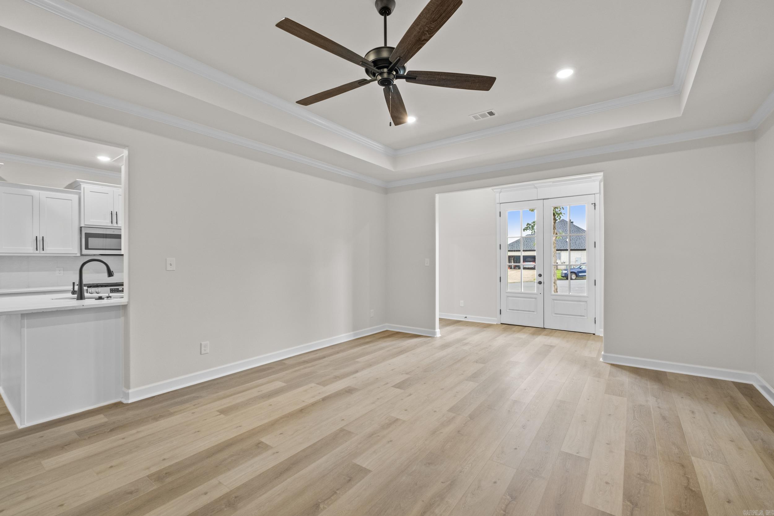 520 Forest Oak Cove Property Photo 10