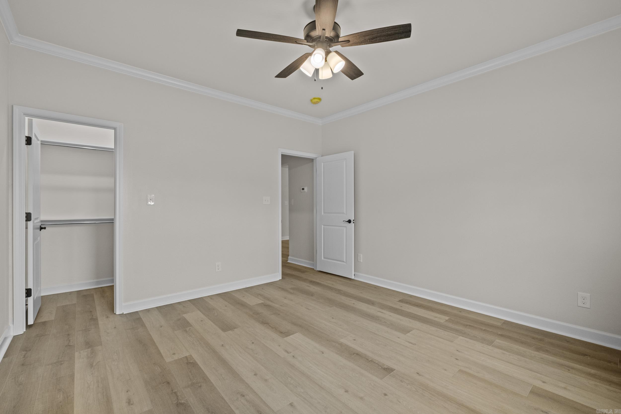 520 Forest Oak Cove Property Photo 28