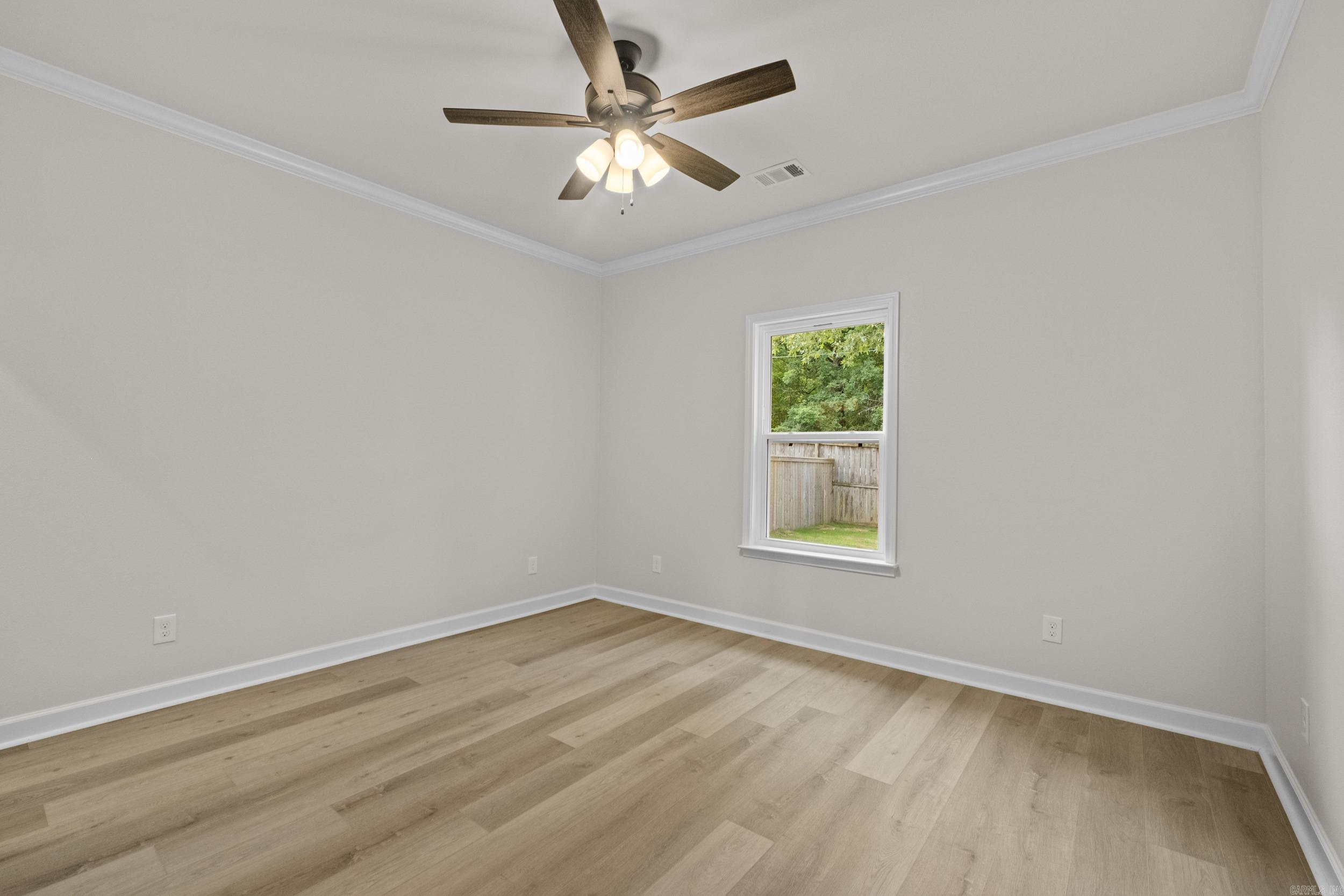 520 Forest Oak Cove Property Photo 30