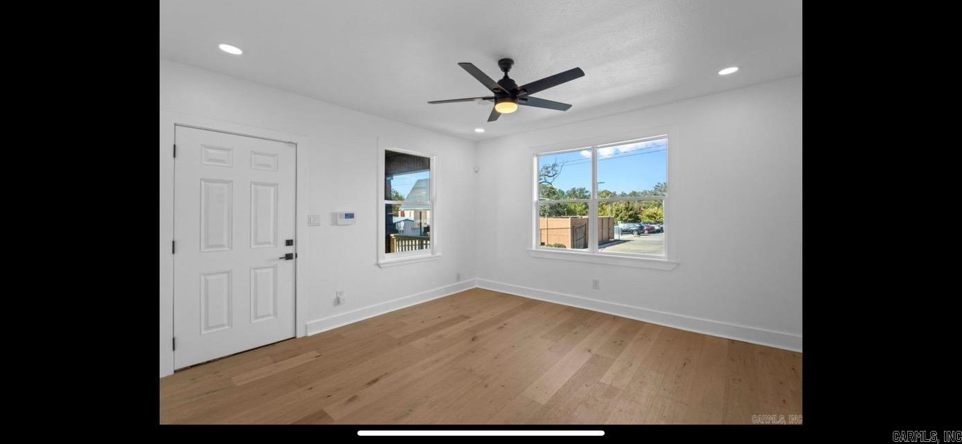 2501 Maple Street Property Photo 4