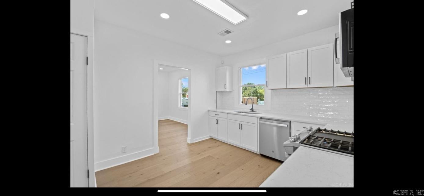 2501 Maple Street Property Photo 9