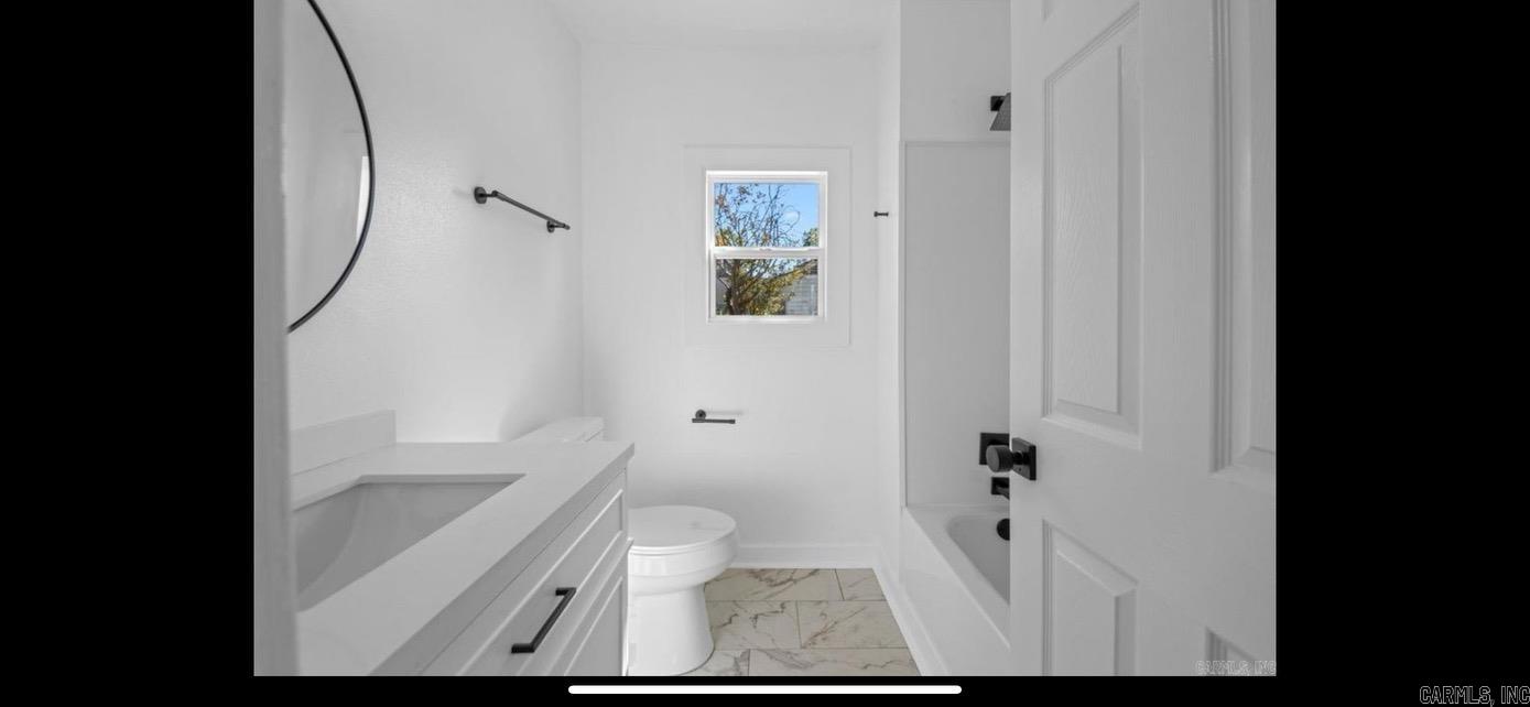 2501 Maple Street Property Photo 15