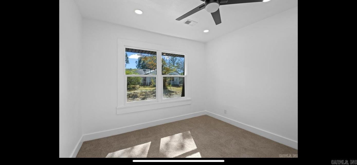 2501 Maple Street Property Photo 19