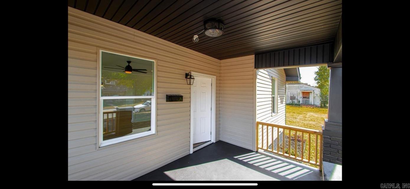2501 Maple Street Property Photo 25