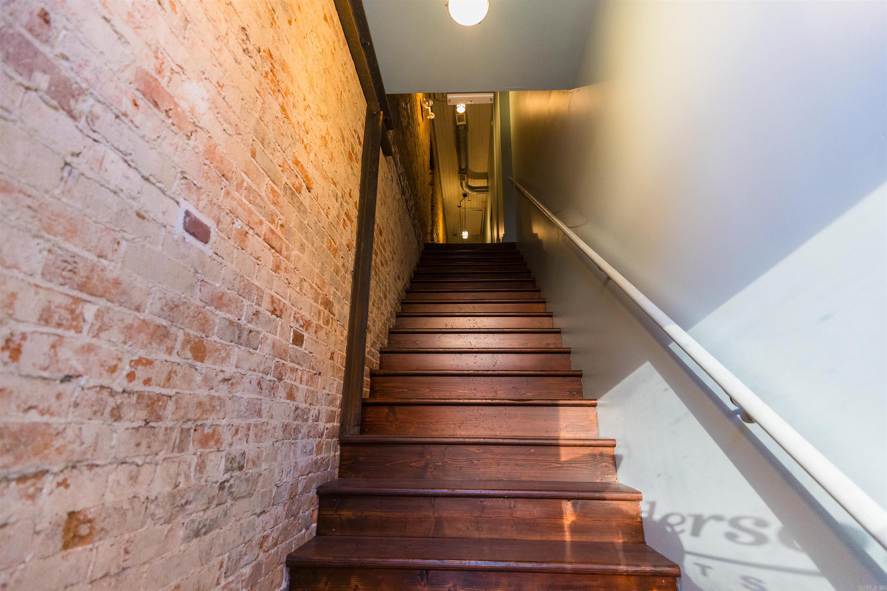 241 S Main Property Photo 2