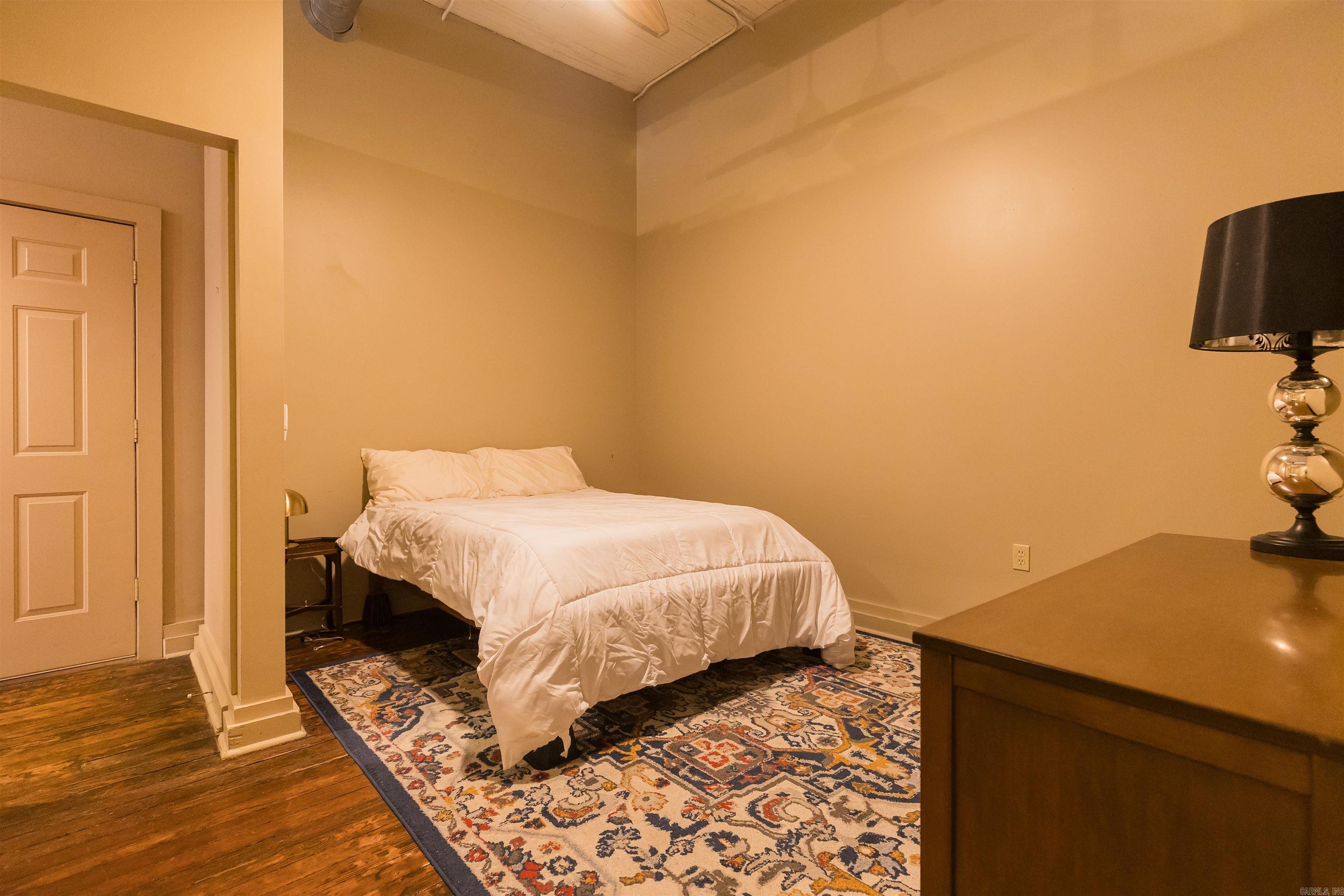 241 S Main Property Photo 34