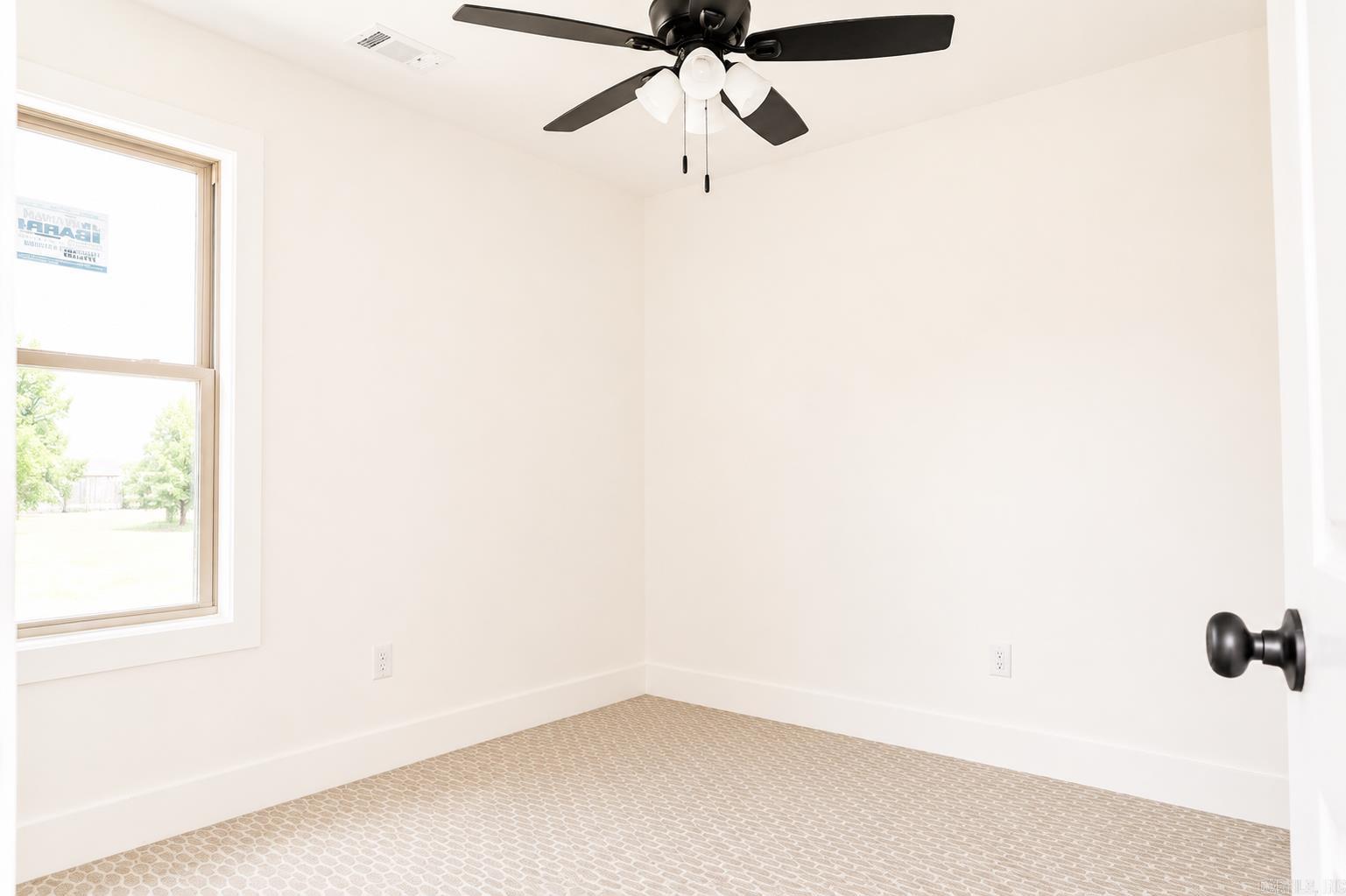 5400 Lotus St. Property Photo 22