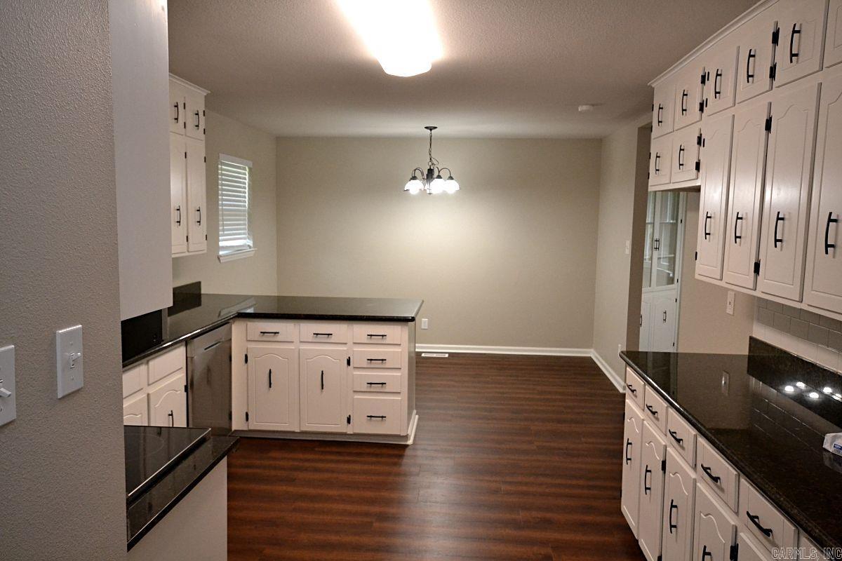 1217 Dyson Street Property Photo 6