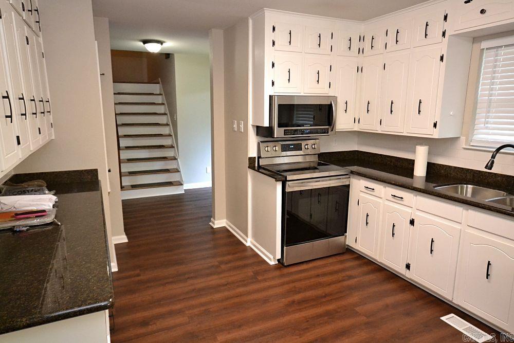 1217 Dyson Street Property Photo 7
