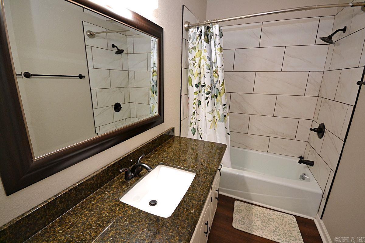 1217 Dyson Street Property Photo 24