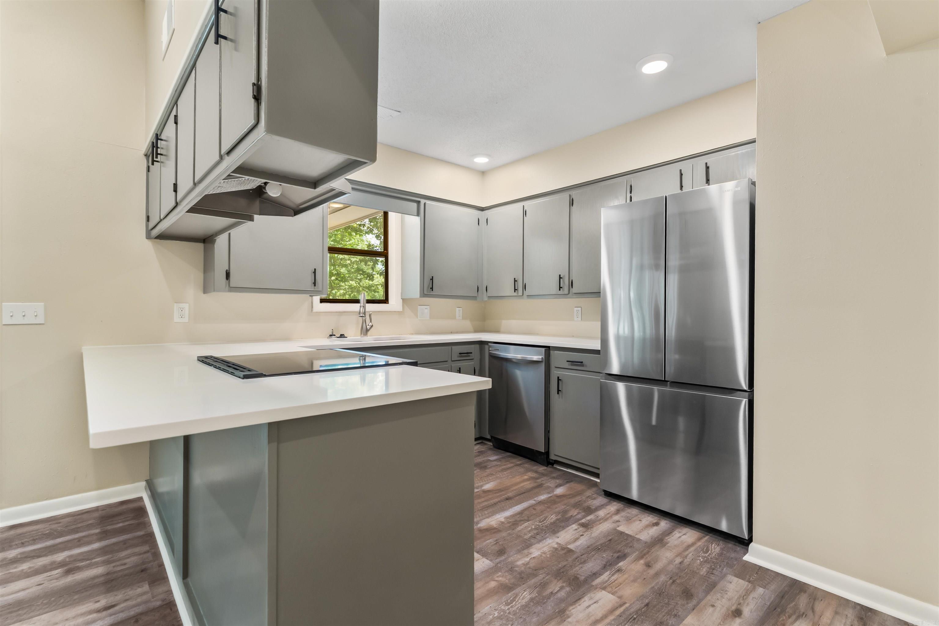 2 Hondo Lane Property Photo 11